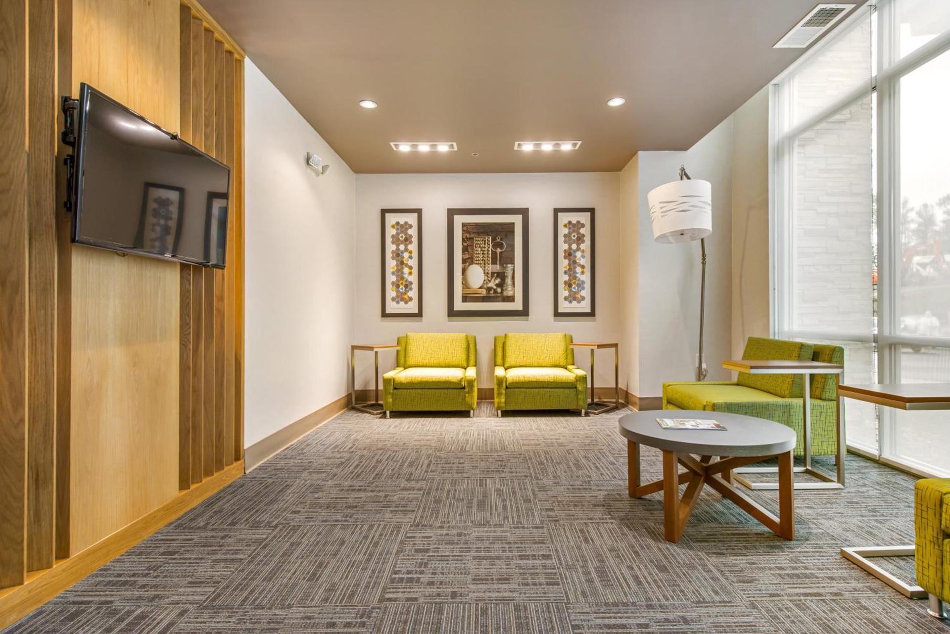 Holiday Inn Express & Suites - Carrollton West by IHG photo 27