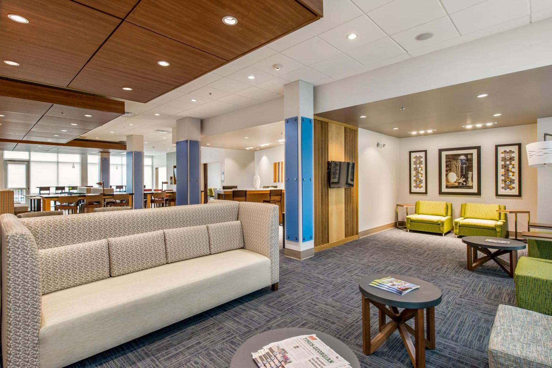 Holiday Inn Express & Suites - Carrollton West by IHG photo 28