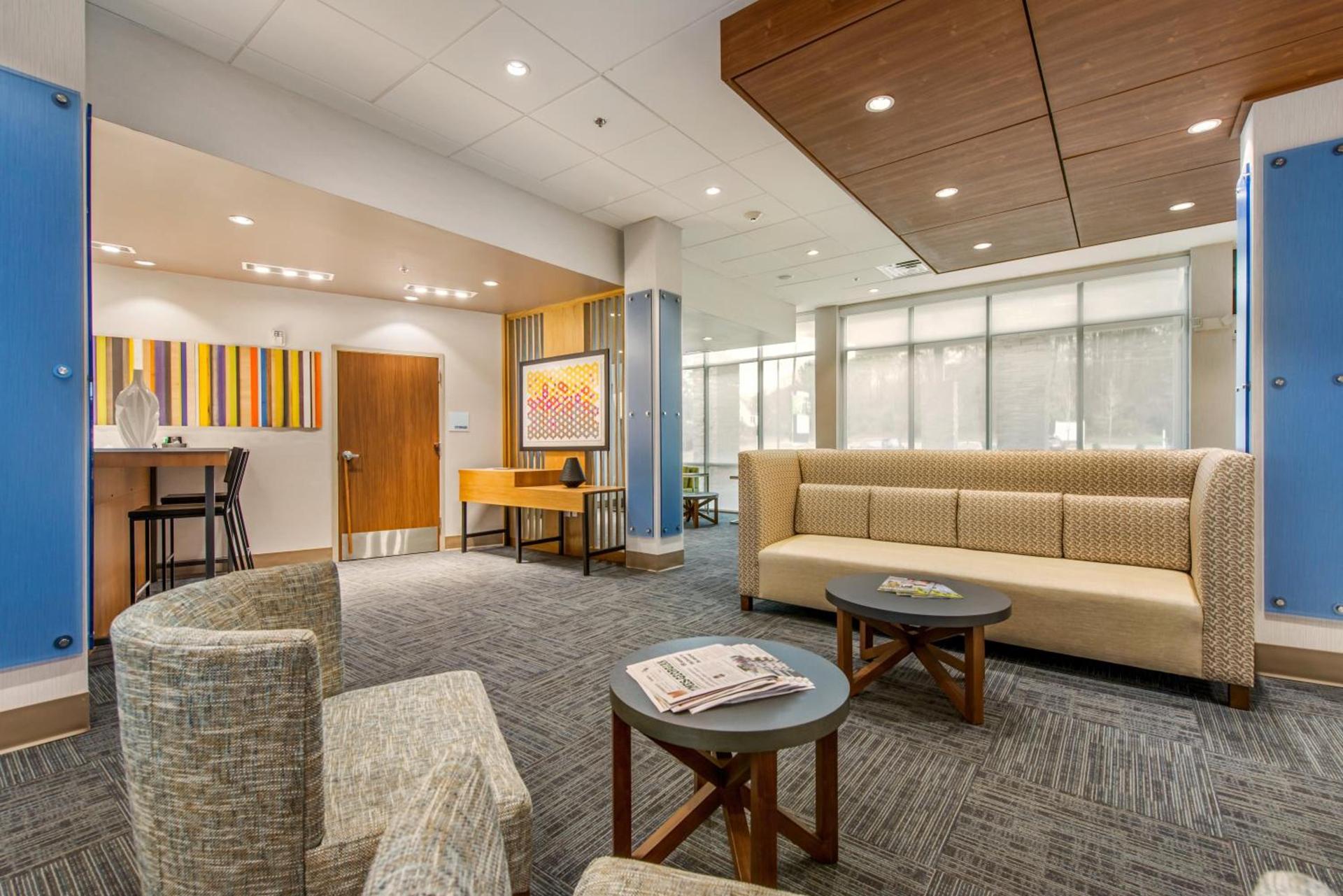 Holiday Inn Express & Suites - Carrollton West by IHG photo 29