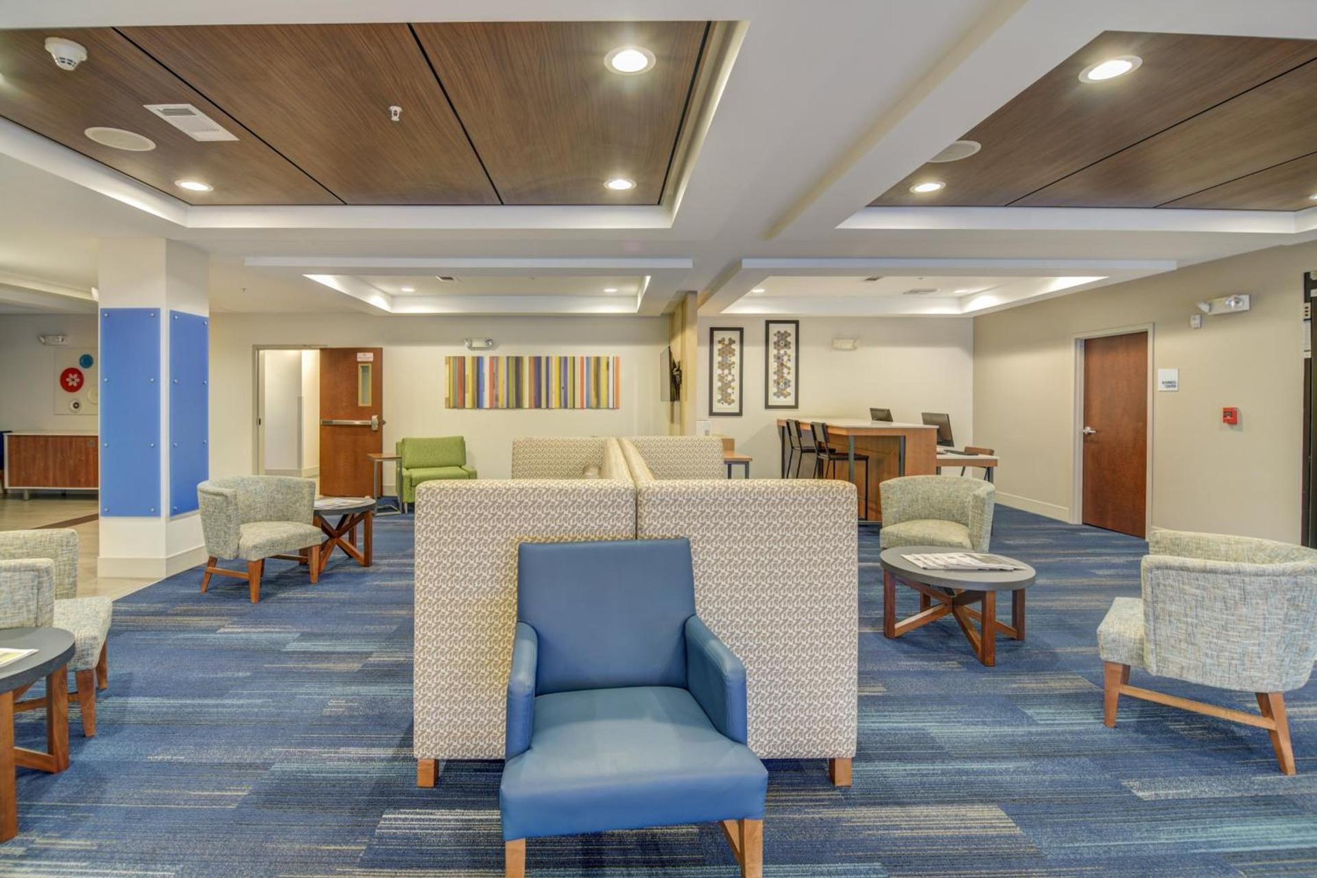 Holiday Inn Express Hotel & Suites Foley by IHG photo 27