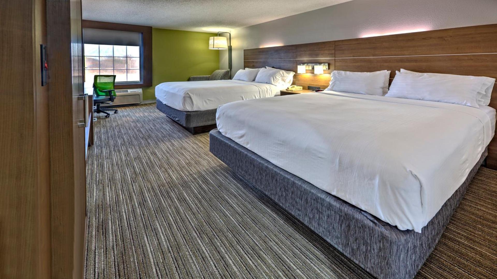 Holiday Inn Express & Suites Crossville by IHG photo 22