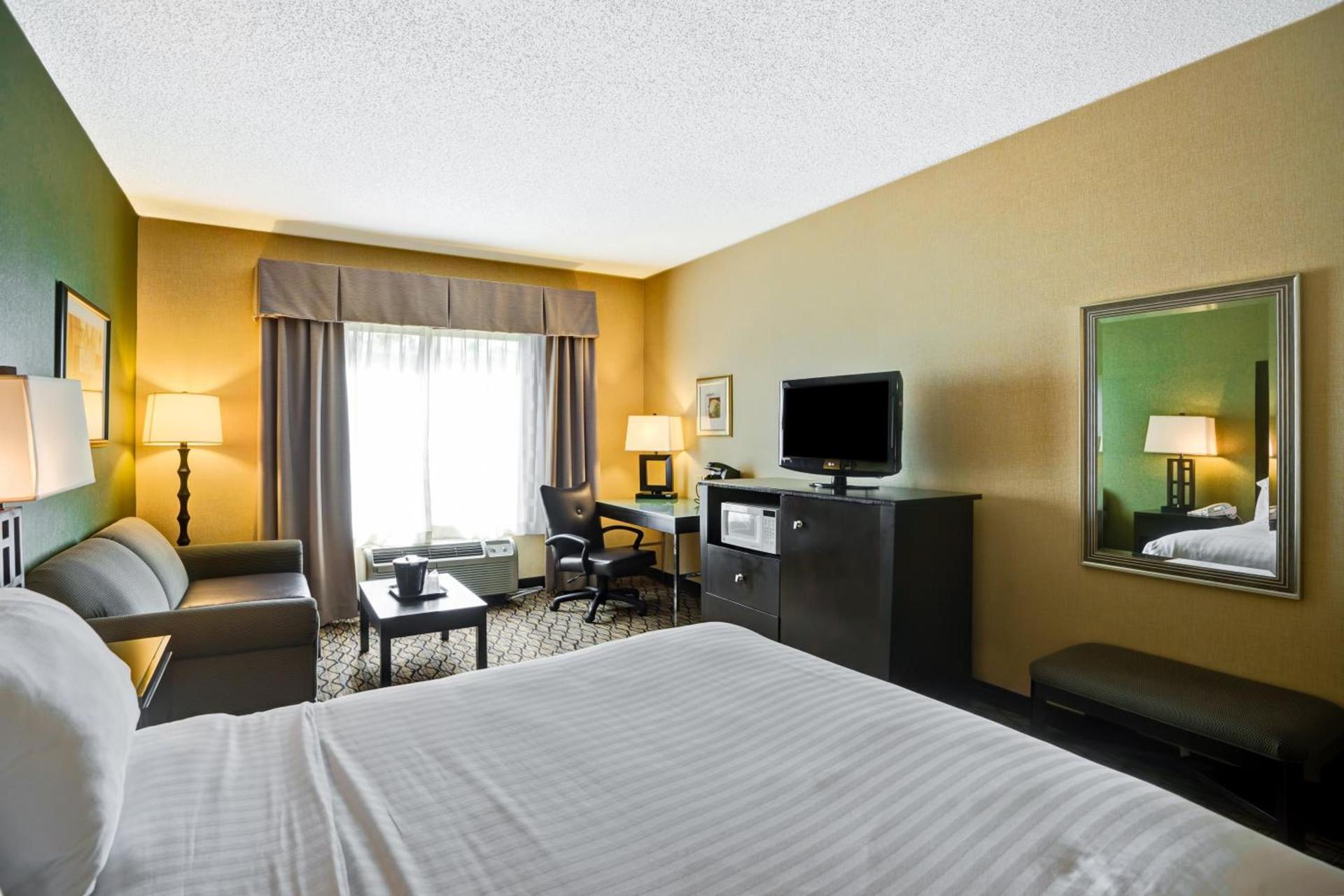 Holiday Inn Express Hotel & Suites Christiansburg by IHG photo 33