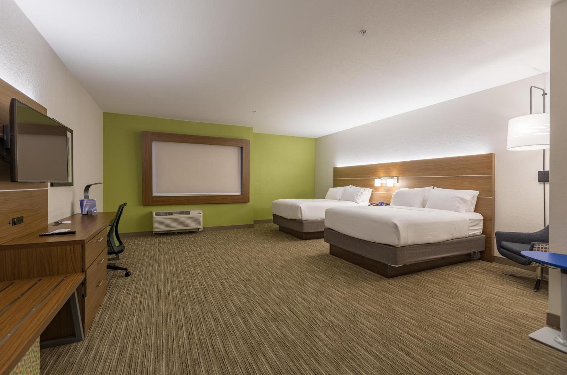 Holiday Inn Express & Suites - San Marcos South by IHG photo 39