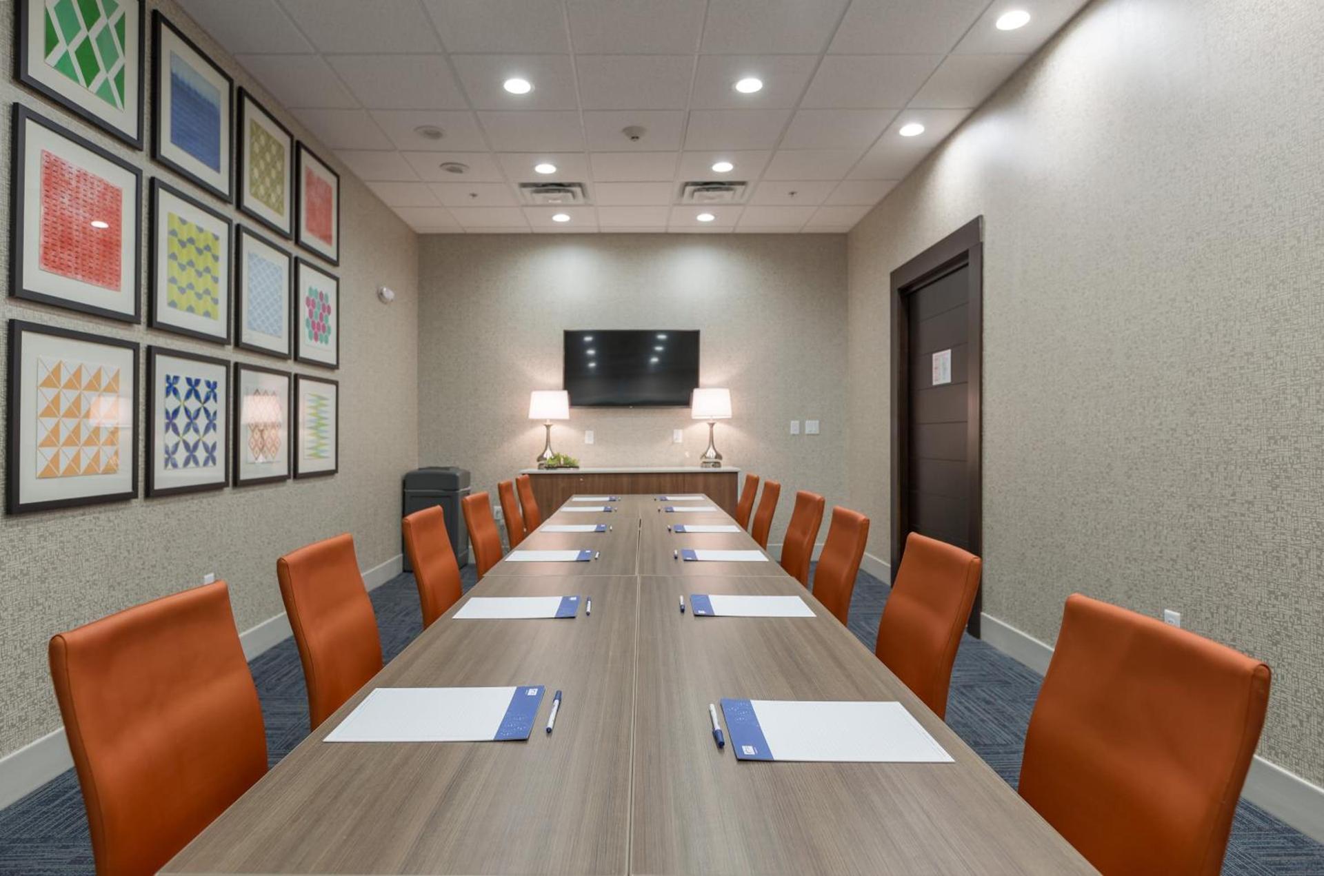 Holiday Inn Express & Suites - San Marcos South by IHG photo 20