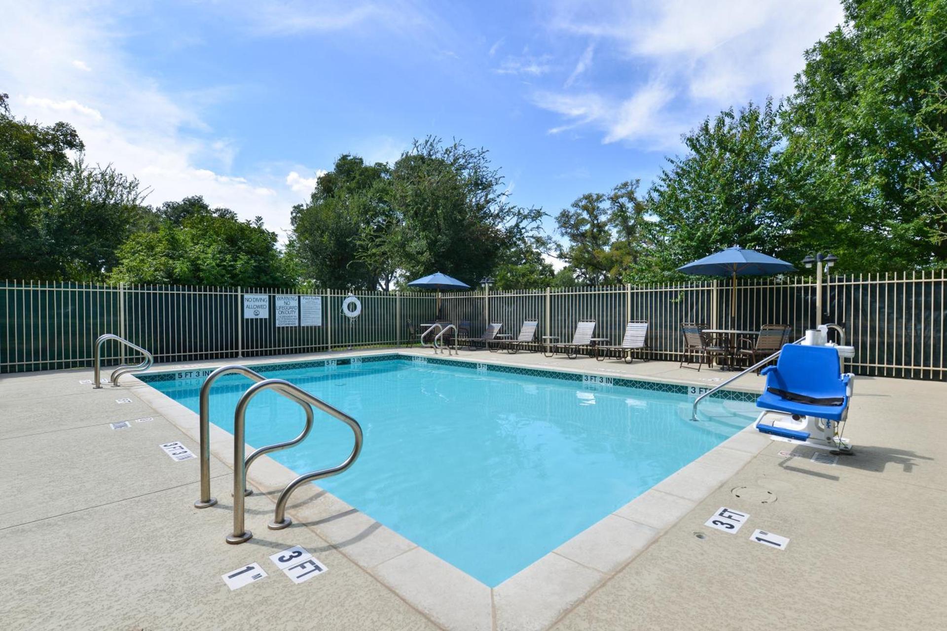 Holiday Inn Express & Suites Austin SW - Sunset Valley by IHG photo 64