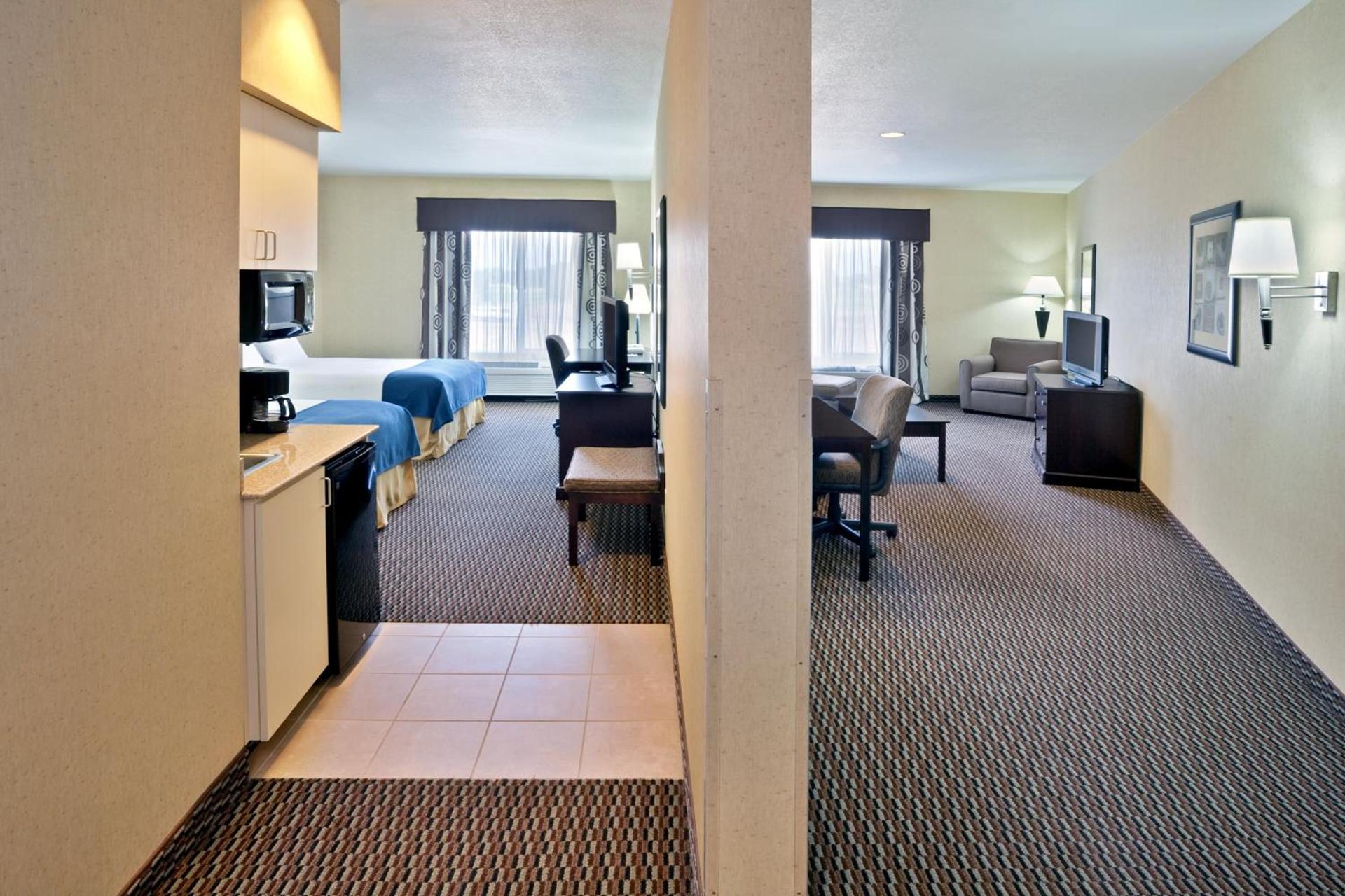 Holiday Inn Express & Suites Nampa - Idaho Center by IHG photo 49
