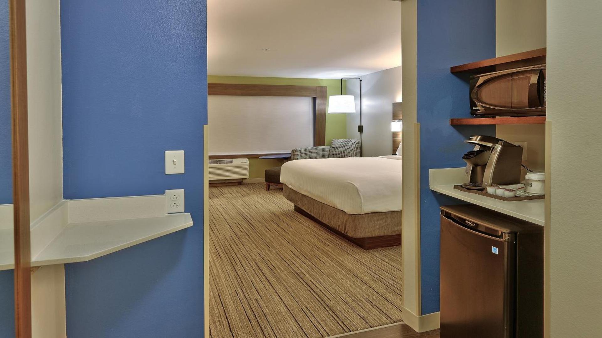 Holiday Inn Express & Suites Broomfield by IHG photo 26