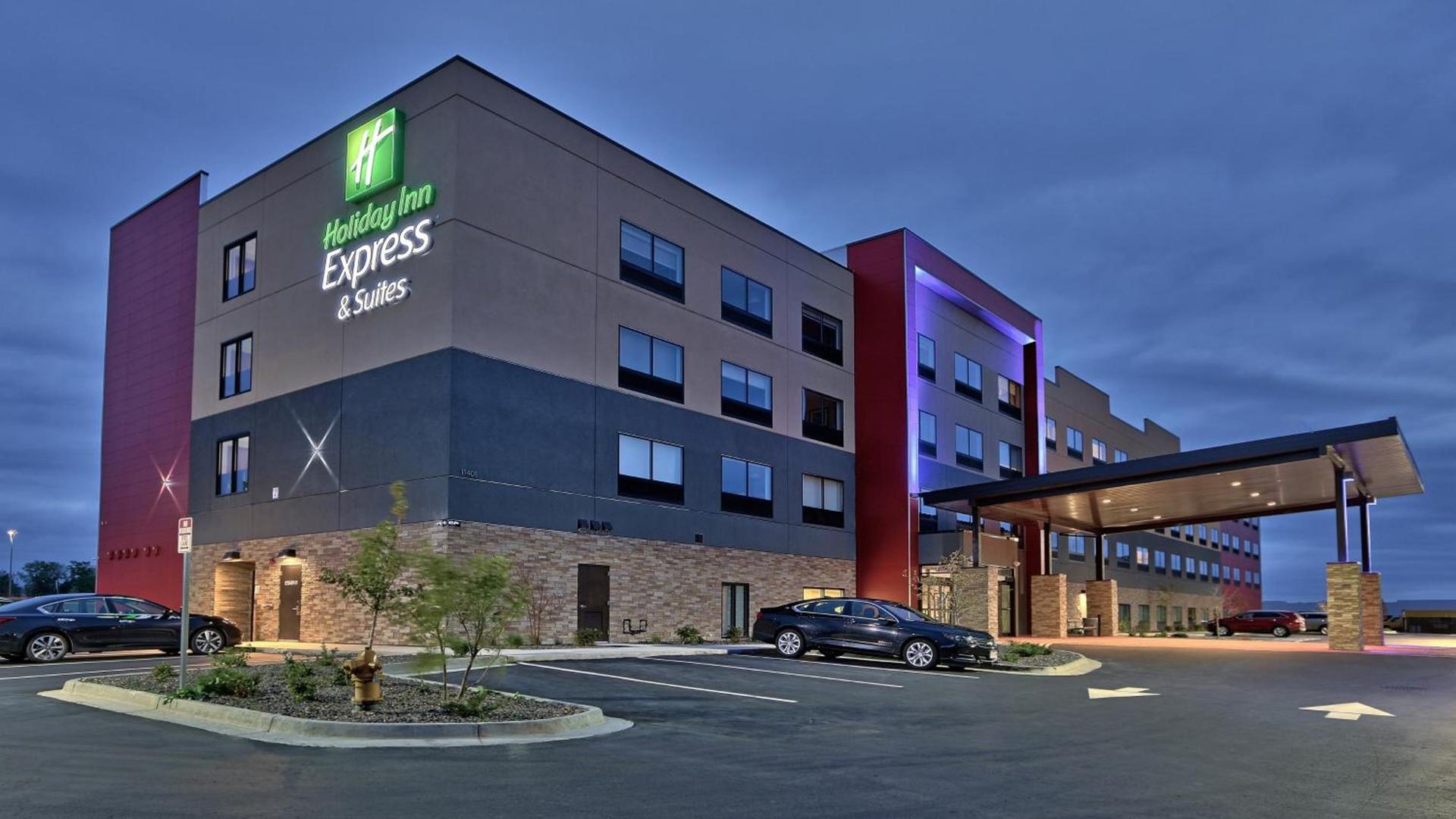 Holiday Inn Express & Suites Broomfield by IHG — hotel in Broomfield