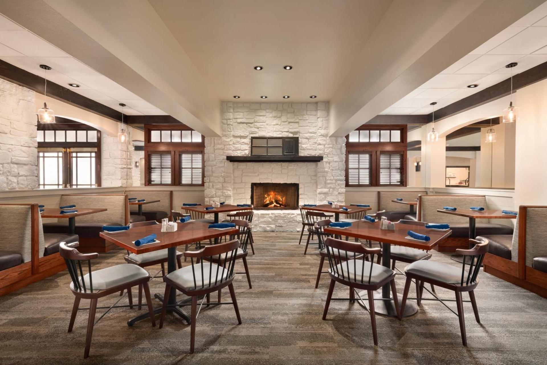 Holiday Inn Houston Intercontinental Airport by IHG photo 31