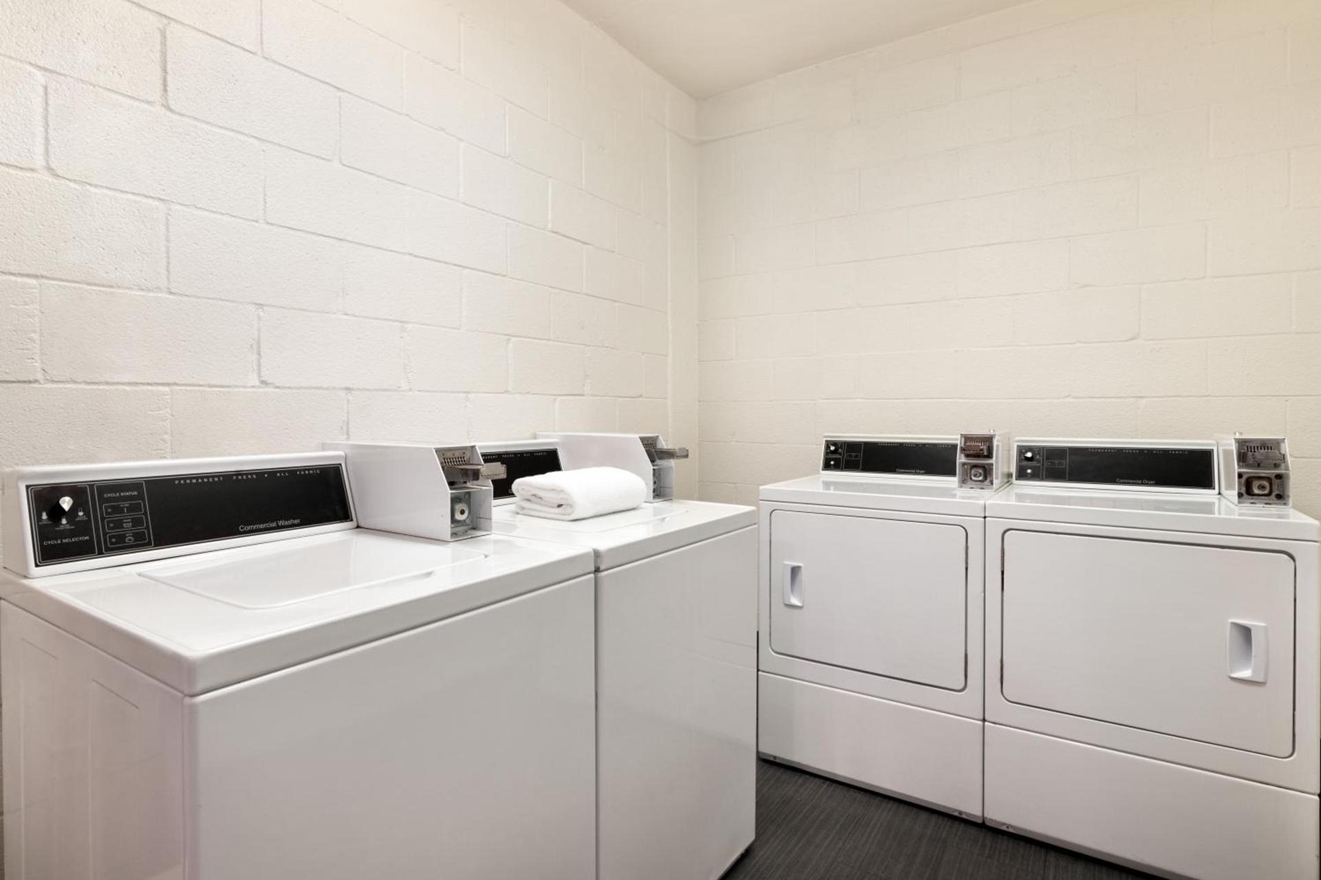 Holiday Inn Houston Intercontinental Airport by IHG photo 13