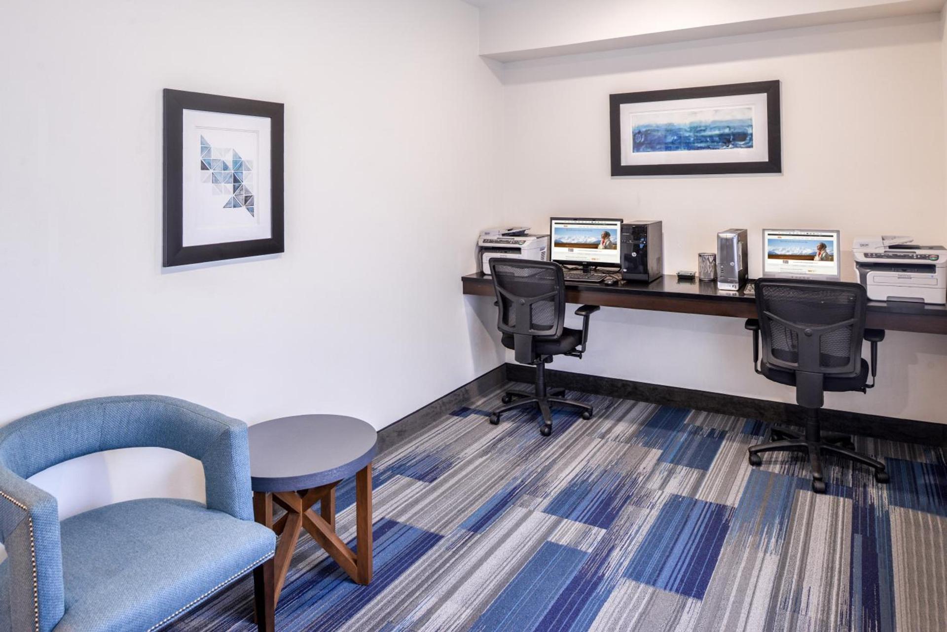 Holiday Inn Express Hotel & Suites Sioux Falls At Empire Mall by IHG photo 96