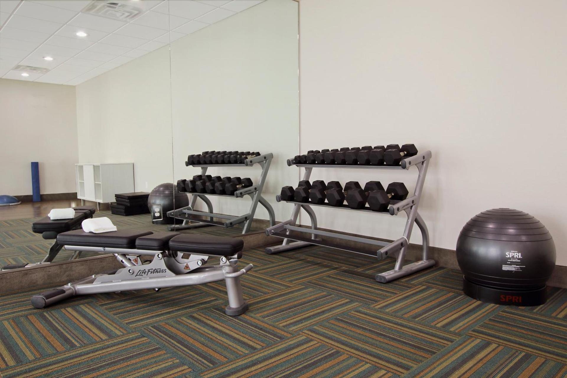 Holiday Inn Express & Suites - Brookshire - Katy Freeway by IHG photo 2