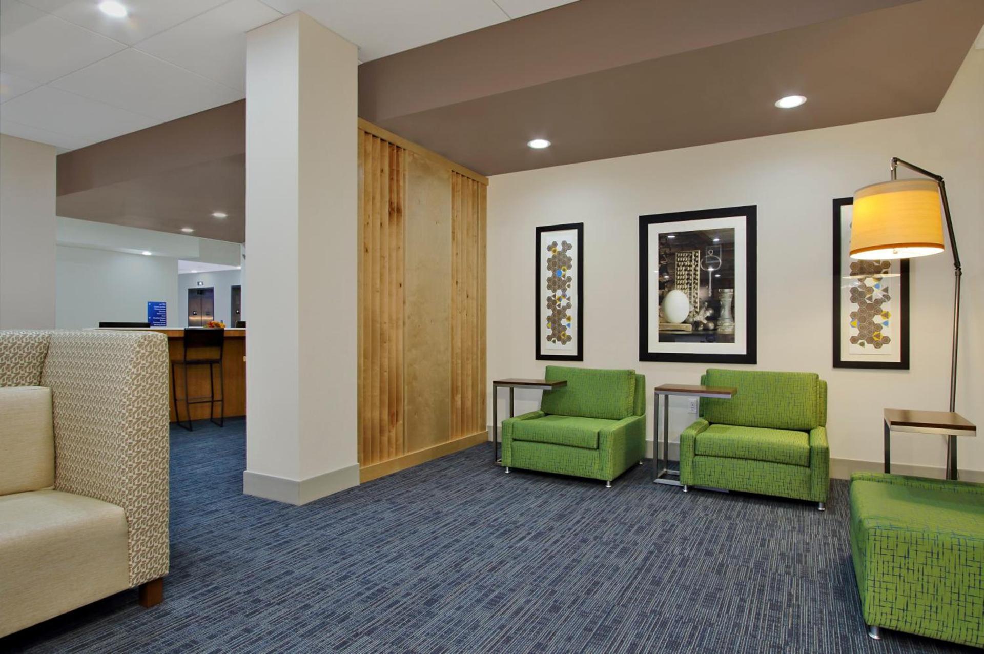 Holiday Inn Express & Suites - Brookshire - Katy Freeway by IHG photo 10