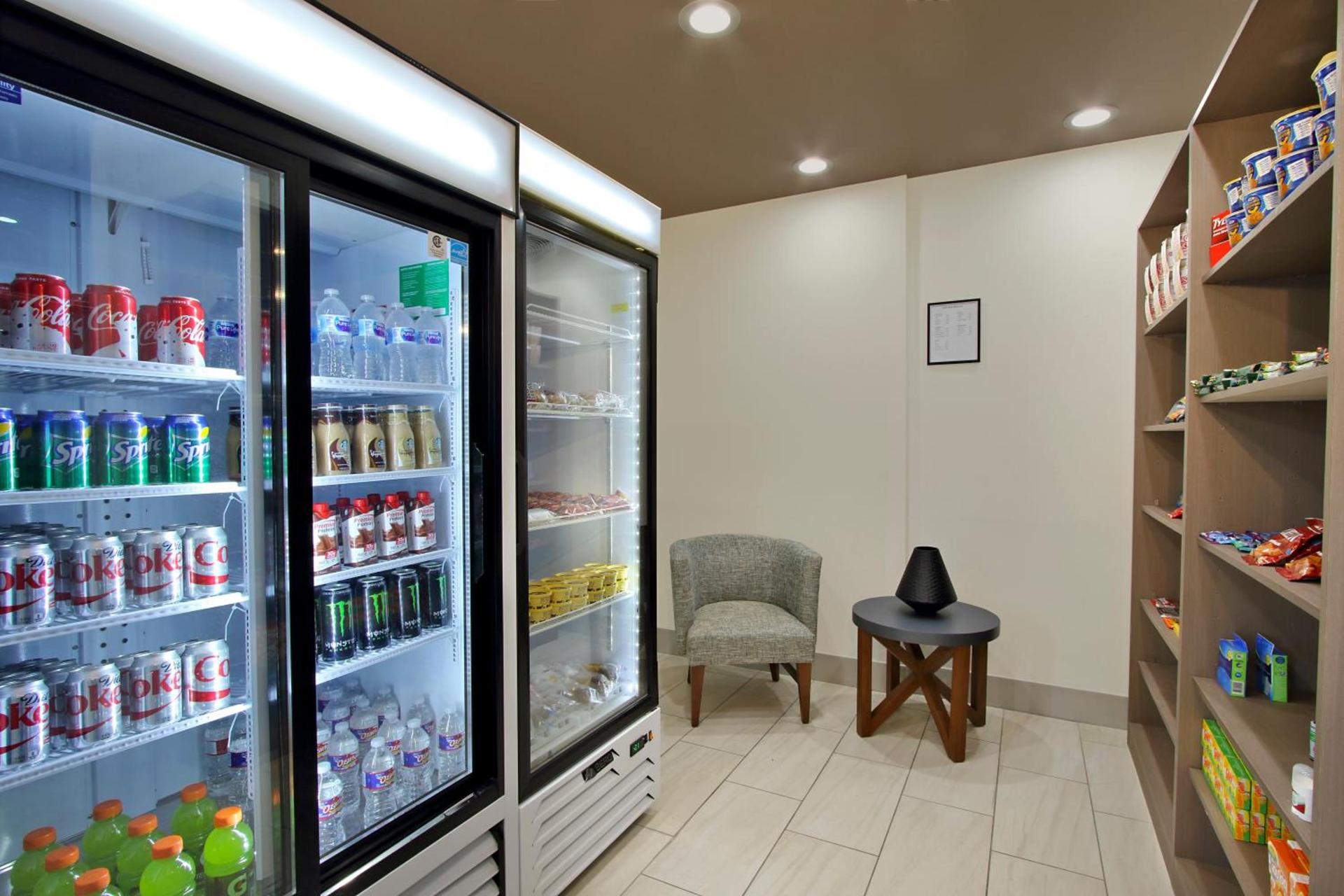 Holiday Inn Express & Suites - Brookshire - Katy Freeway by IHG photo 15