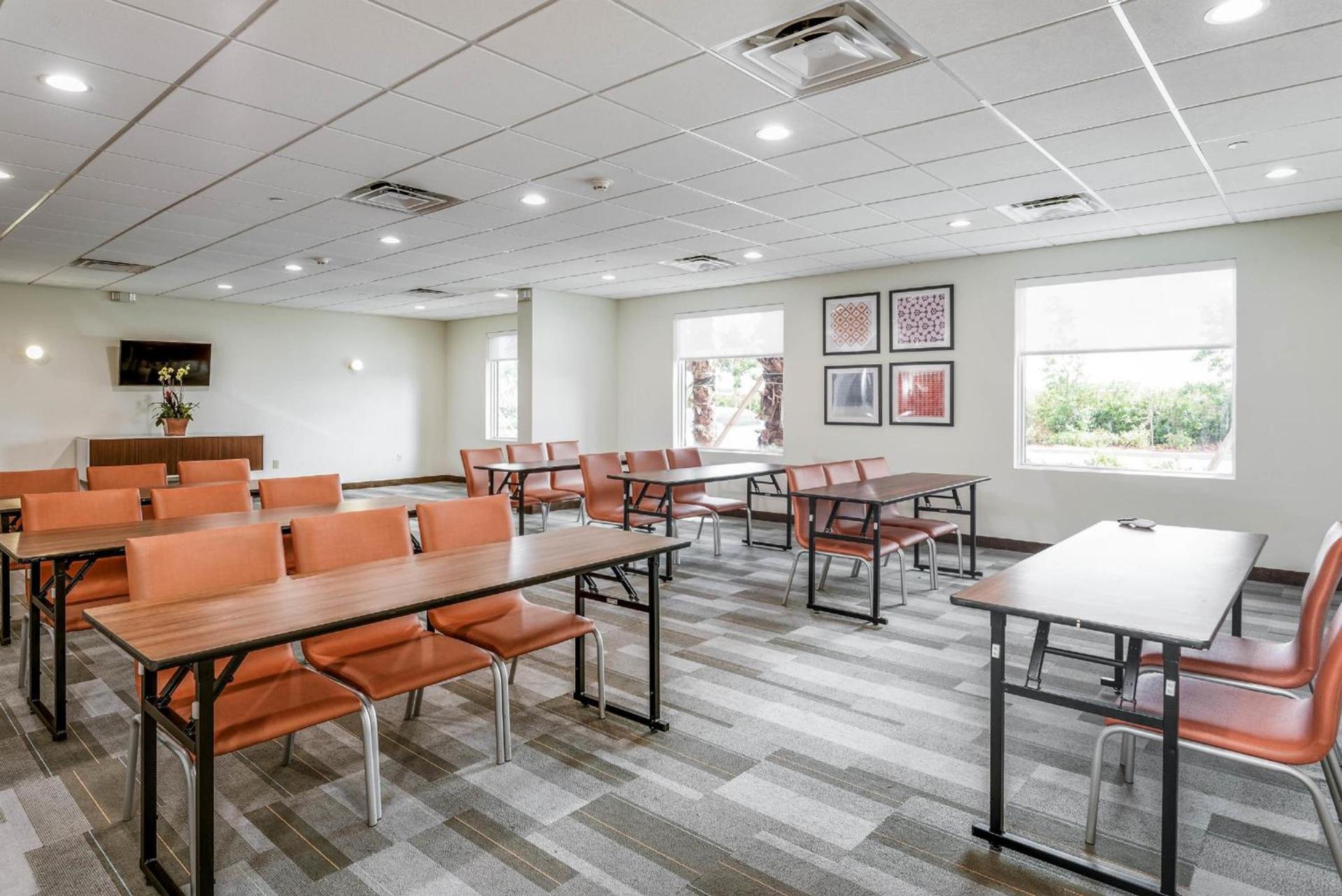 Holiday Inn Express & Suites Boynton Beach by IHG photo 11