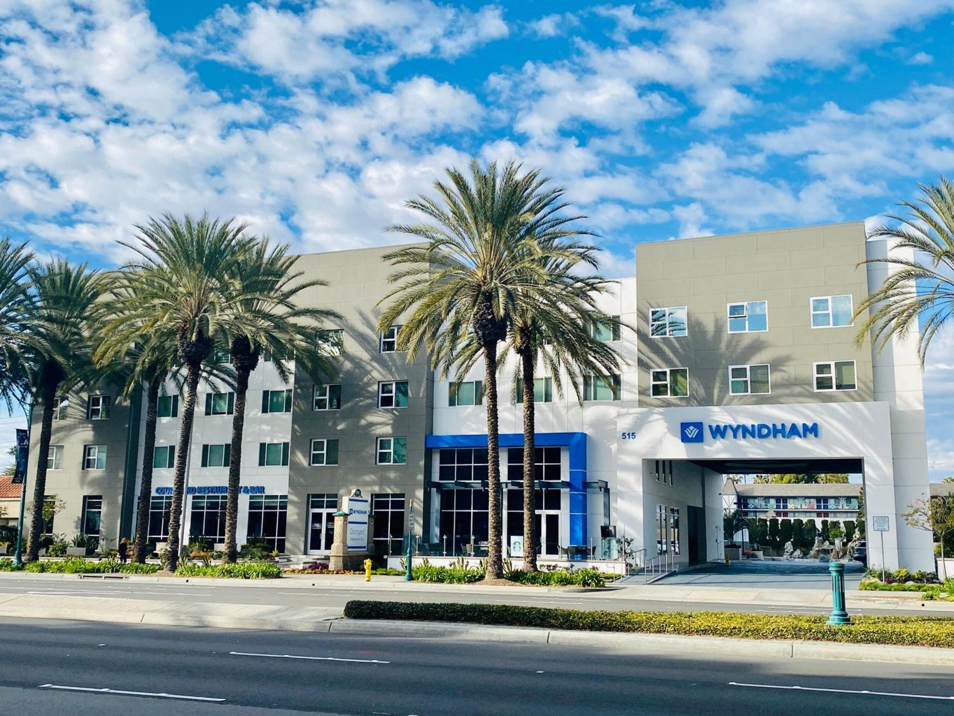 Wyndham Anaheim photo 64