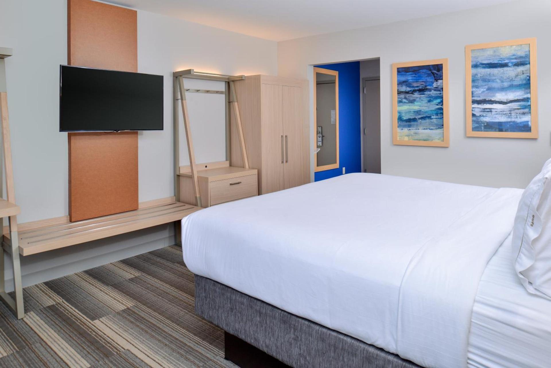 Holiday Inn Express & Suites - Brighton South - US 23 by IHG photo 24