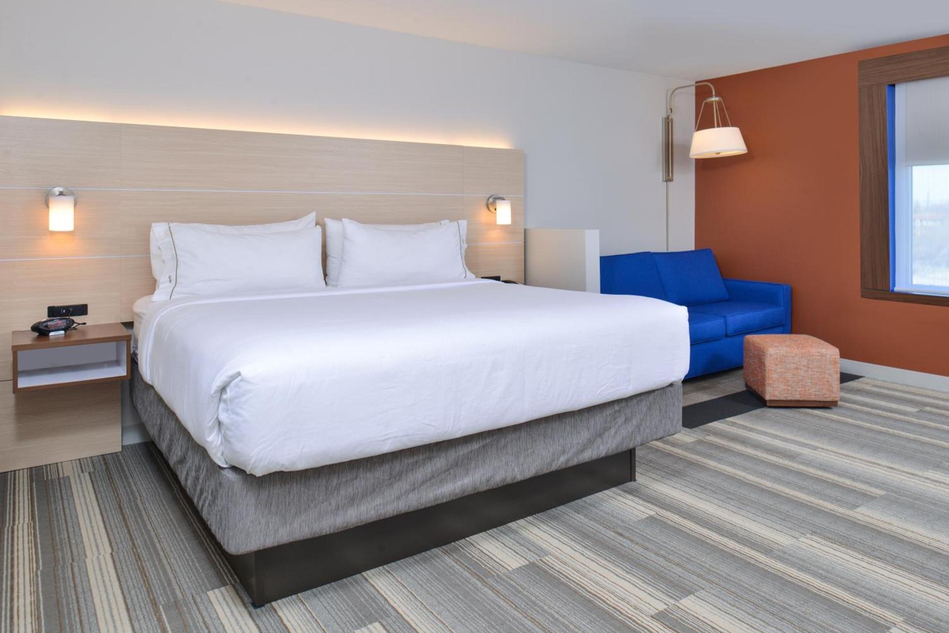 Holiday Inn Express & Suites - Brighton South - US 23 by IHG photo 34