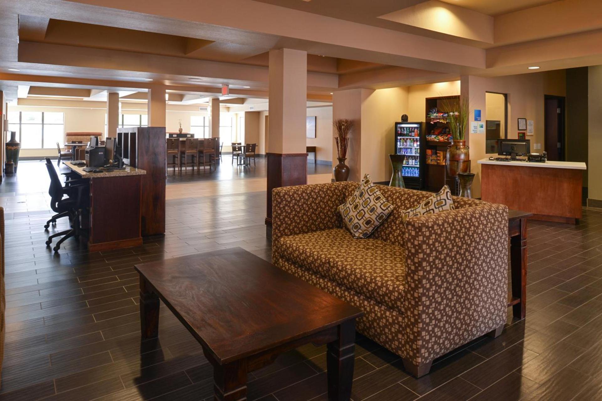Holiday Inn Express & Suites Globe by IHG photo 15