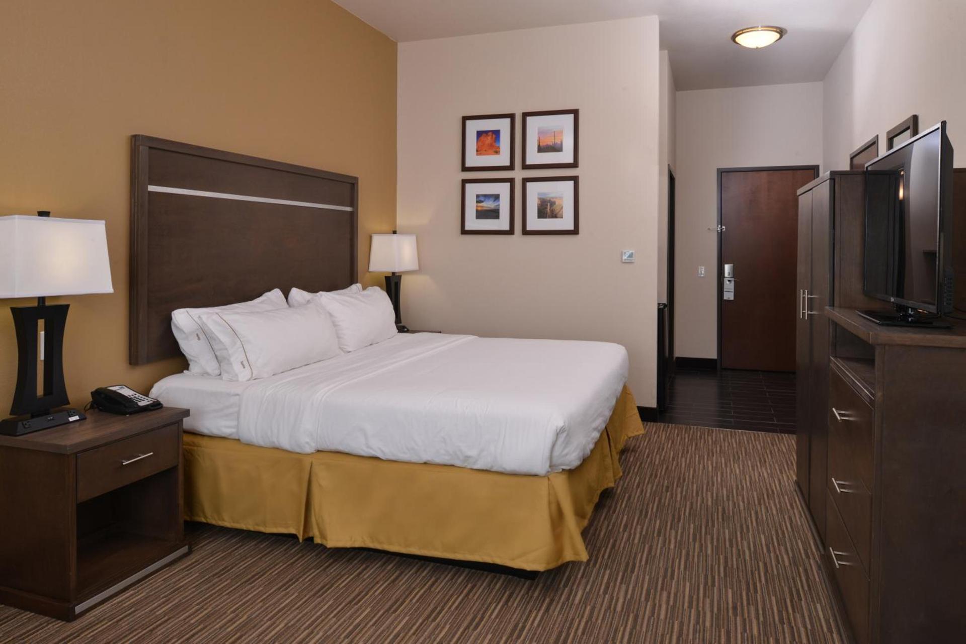 Holiday Inn Express & Suites Globe by IHG photo 60