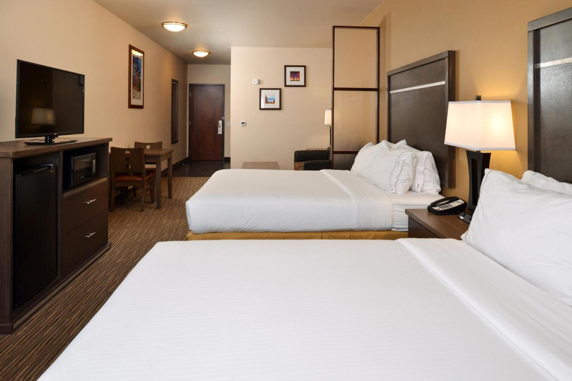 Holiday Inn Express & Suites Globe by IHG photo 67