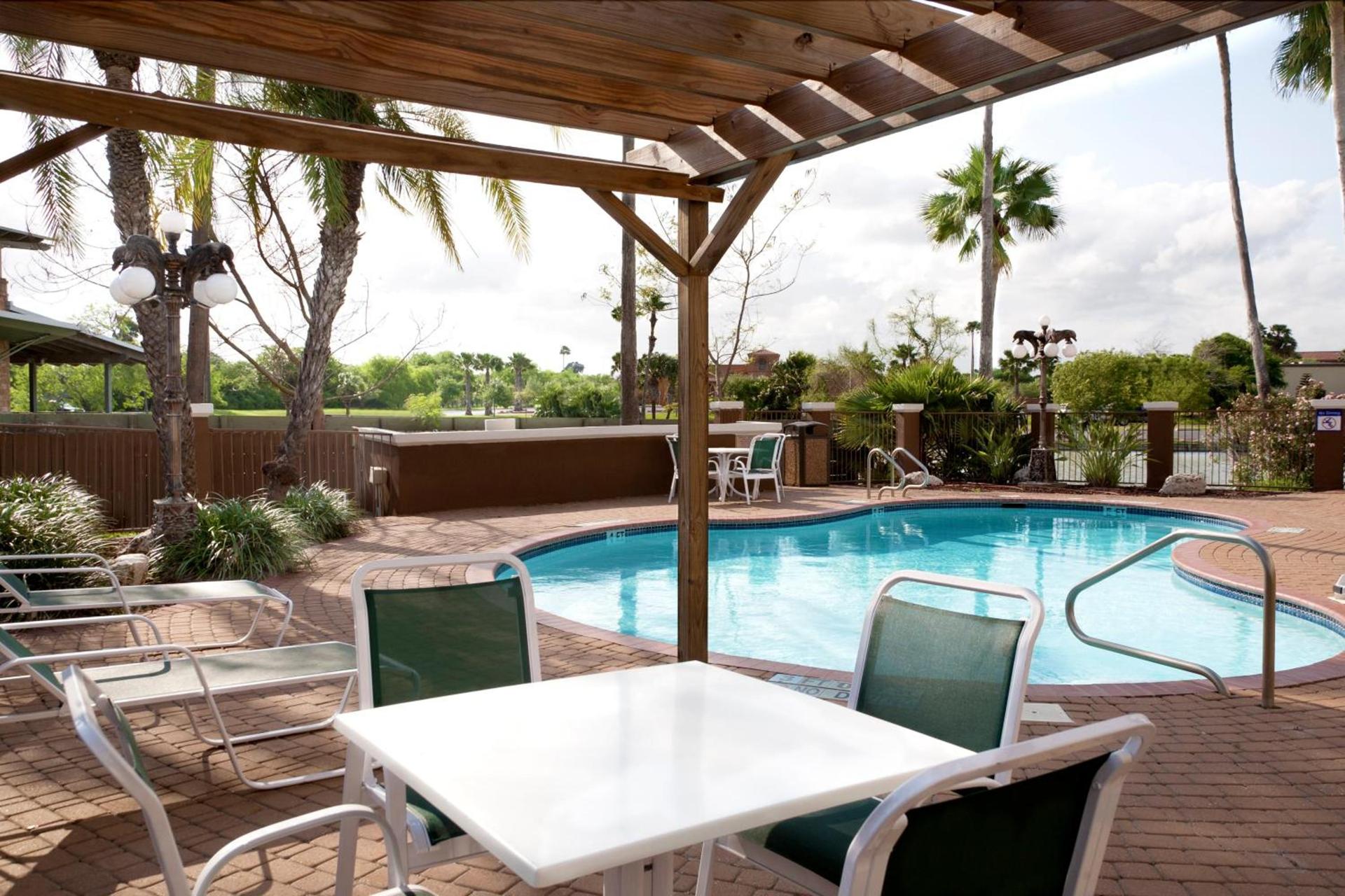 Holiday Inn Express Hotel and Suites Brownsville by IHG photo 21