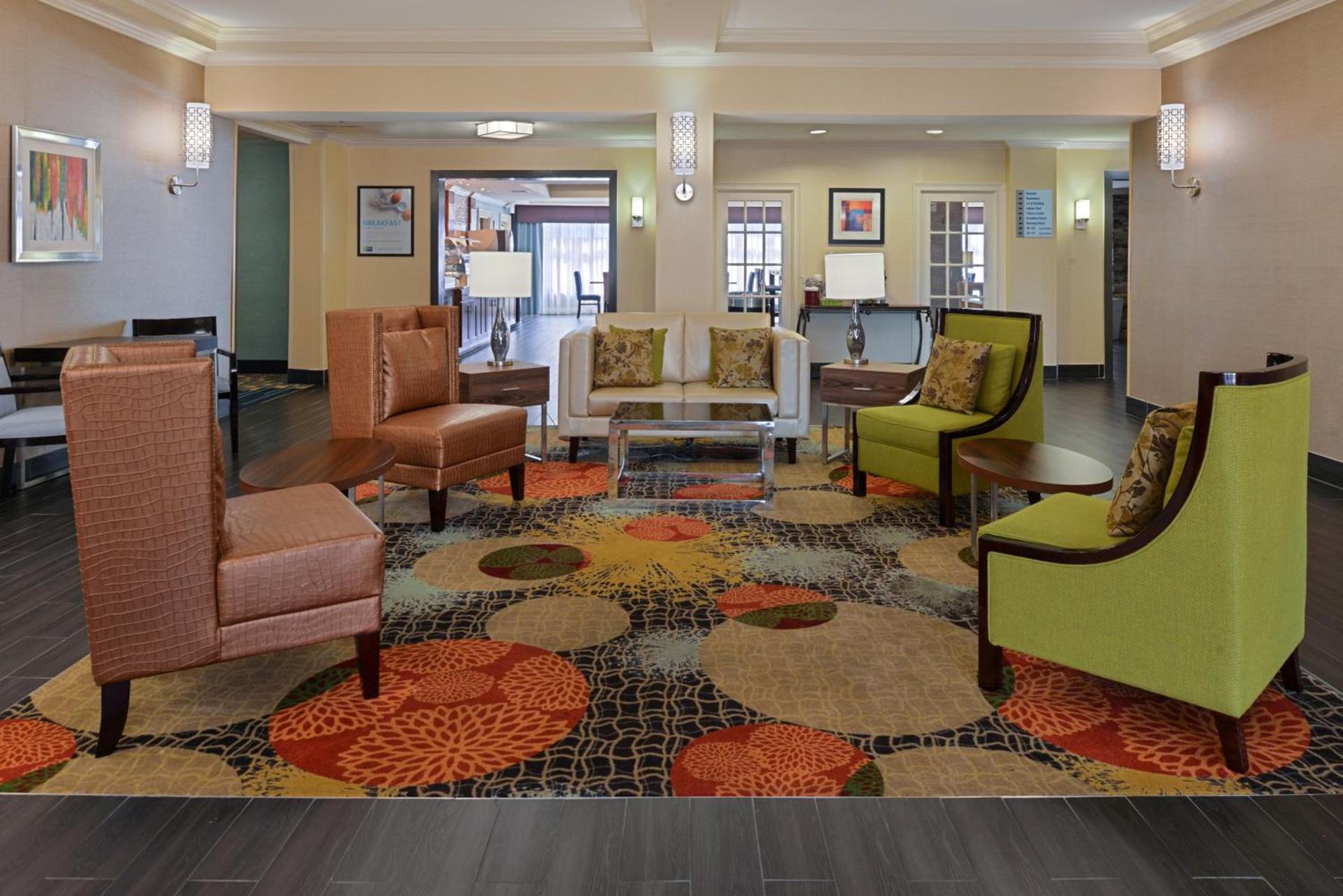 La Quinta Inn & Suites by Wyndham Bessemer photo 26