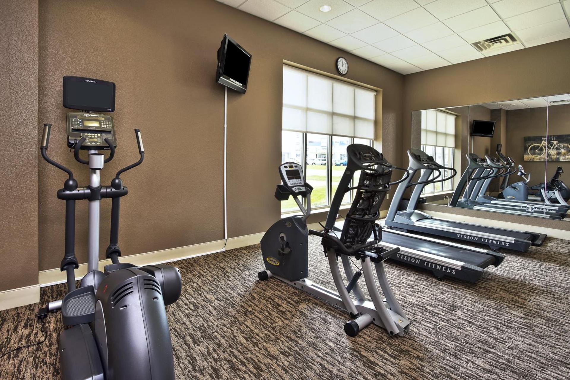 Holiday Inn & Suites Green Bay Stadium by IHG photo 11