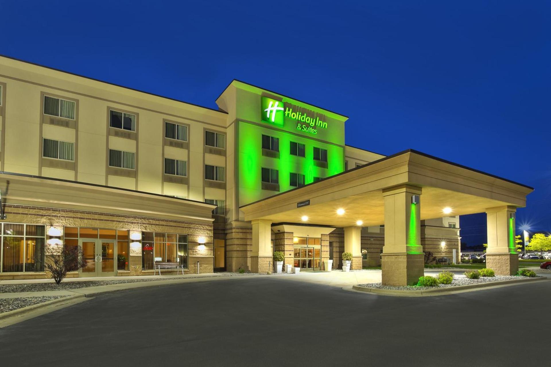 Holiday Inn & Suites Green Bay Stadium by IHG photo 13
