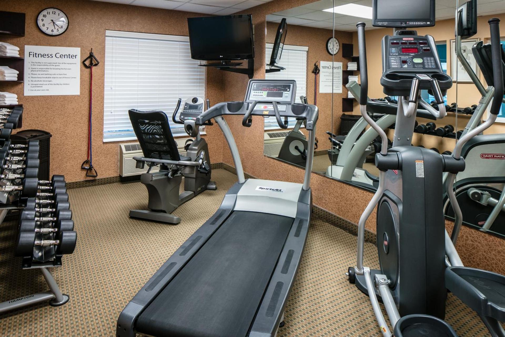 Holiday Inn Express & Suites Clinton by IHG photo 51