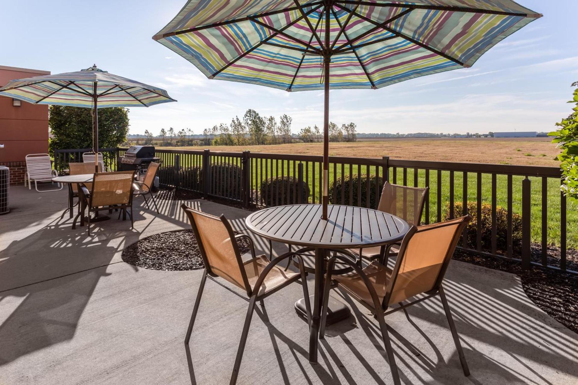 Holiday Inn Express Hotel & Suites Bowling Green by IHG photo 12