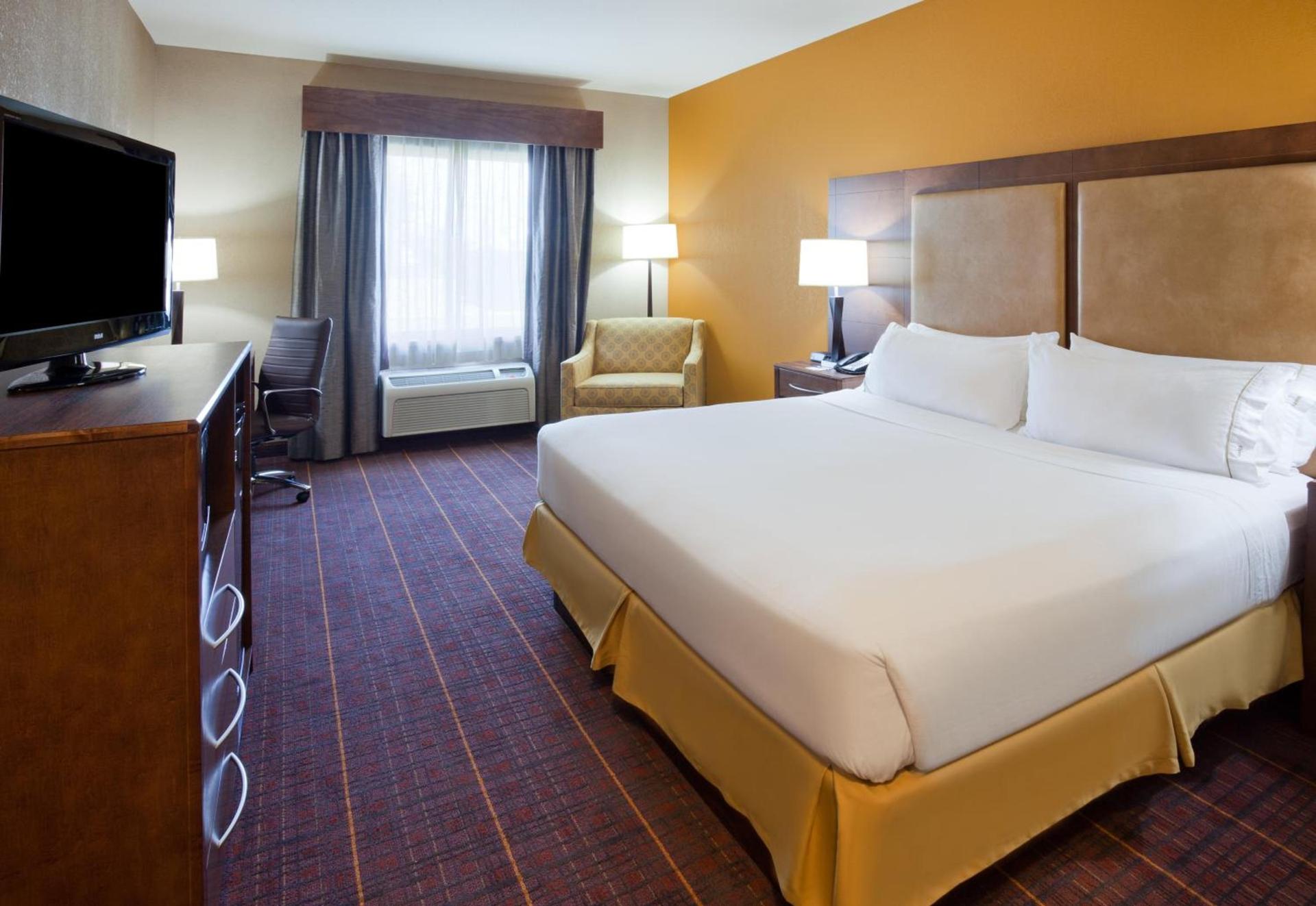 Holiday Inn Express Hotel & Suites Brainerd-Baxter by IHG photo 18