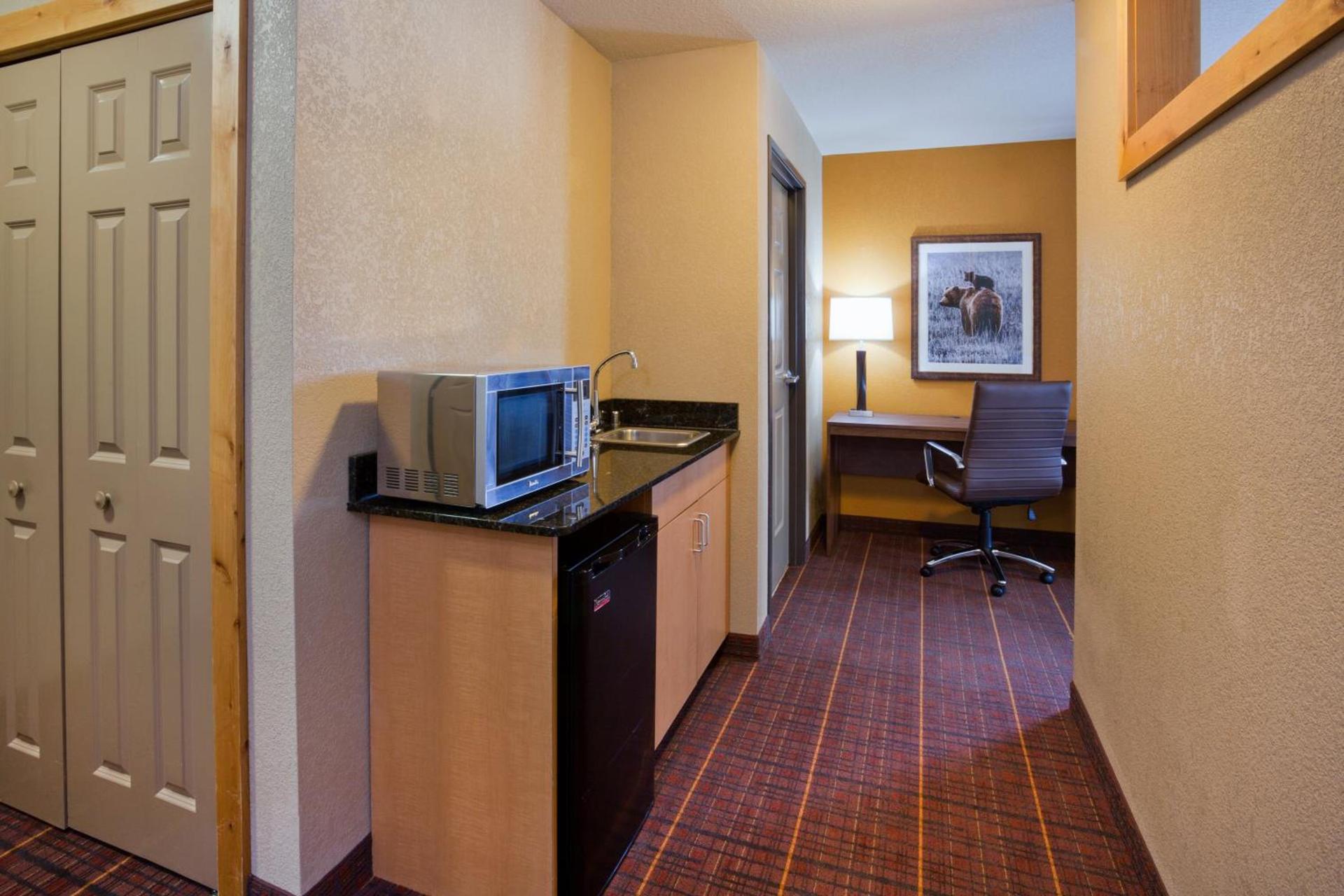 Holiday Inn Express Hotel & Suites Brainerd-Baxter by IHG photo 13