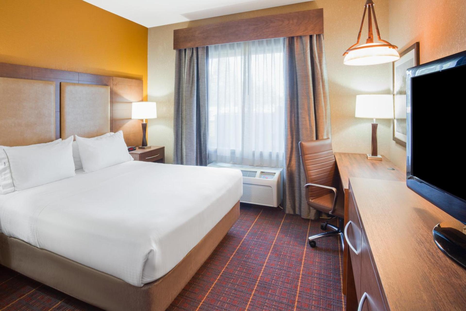 Holiday Inn Express Hotel & Suites Brainerd-Baxter by IHG photo 12