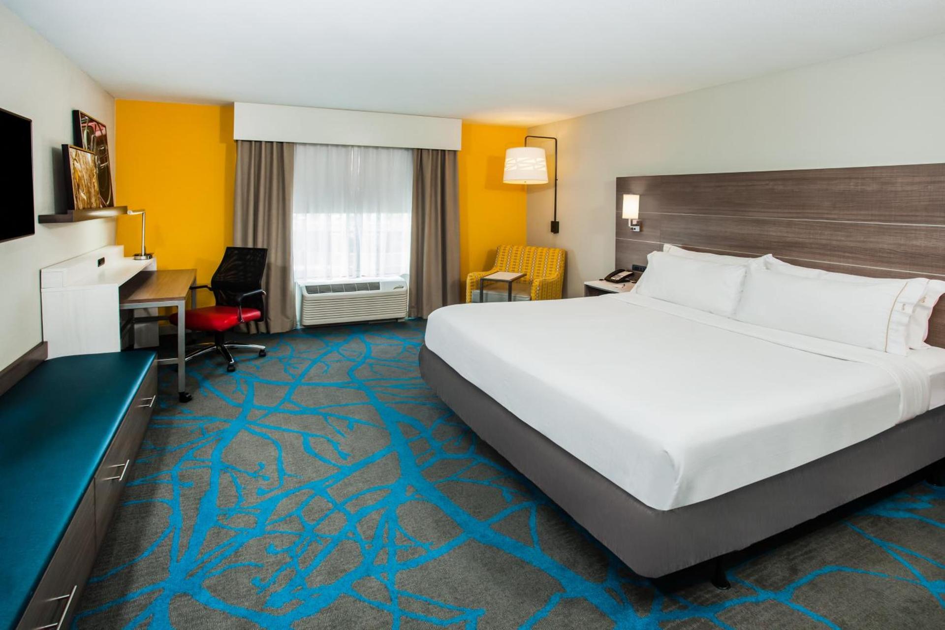 Holiday Inn Express & Suites Litchfield by IHG photo 23