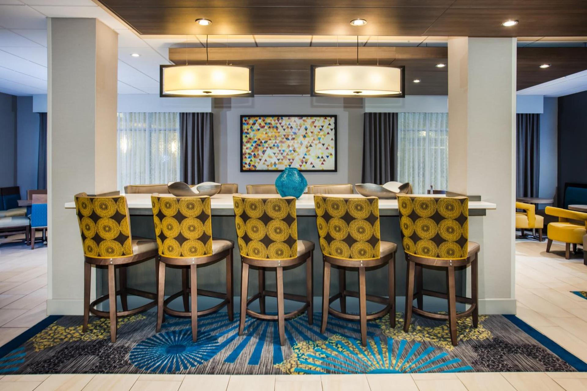Holiday Inn Express & Suites Litchfield by IHG photo 33