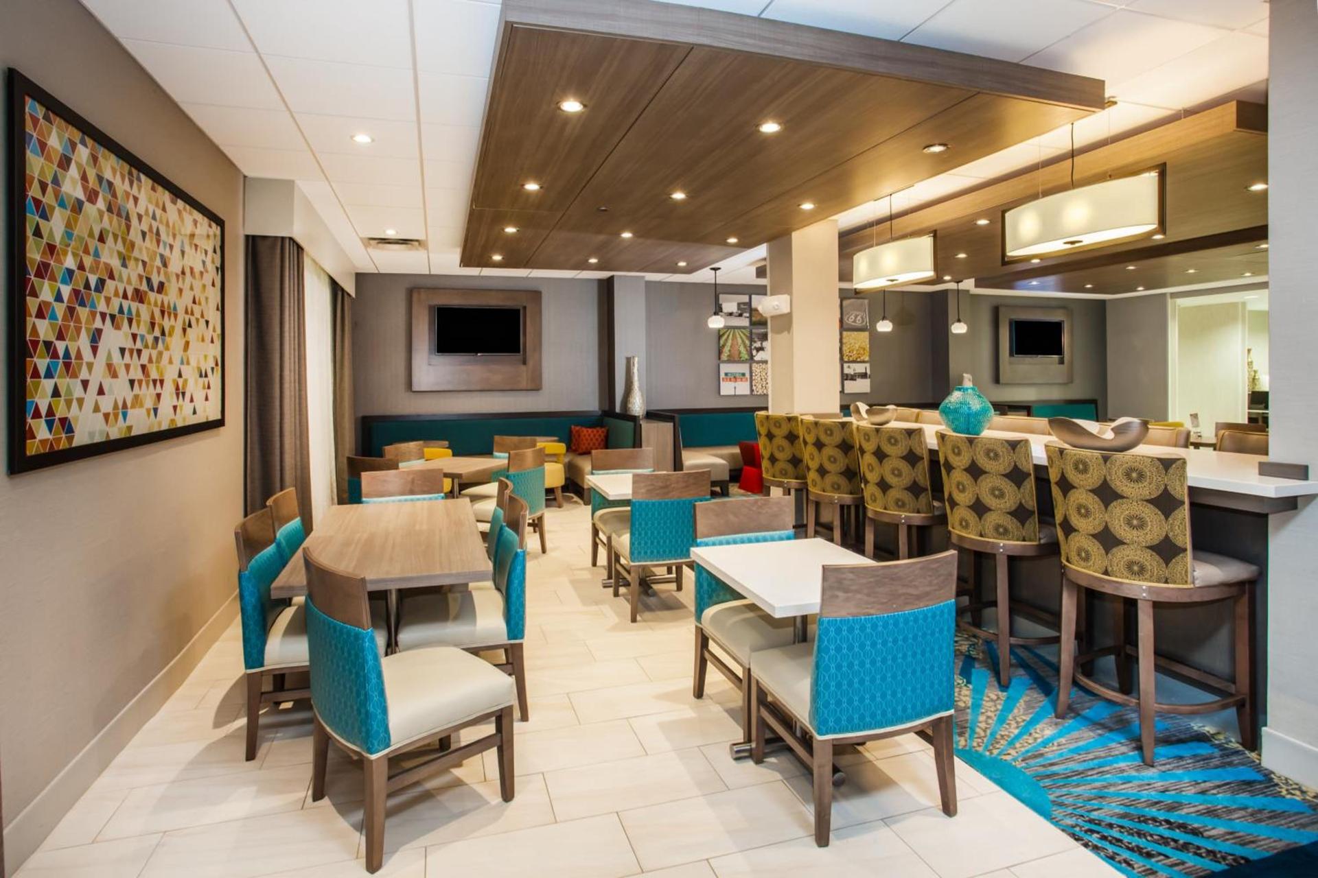 Holiday Inn Express & Suites Litchfield by IHG photo 37