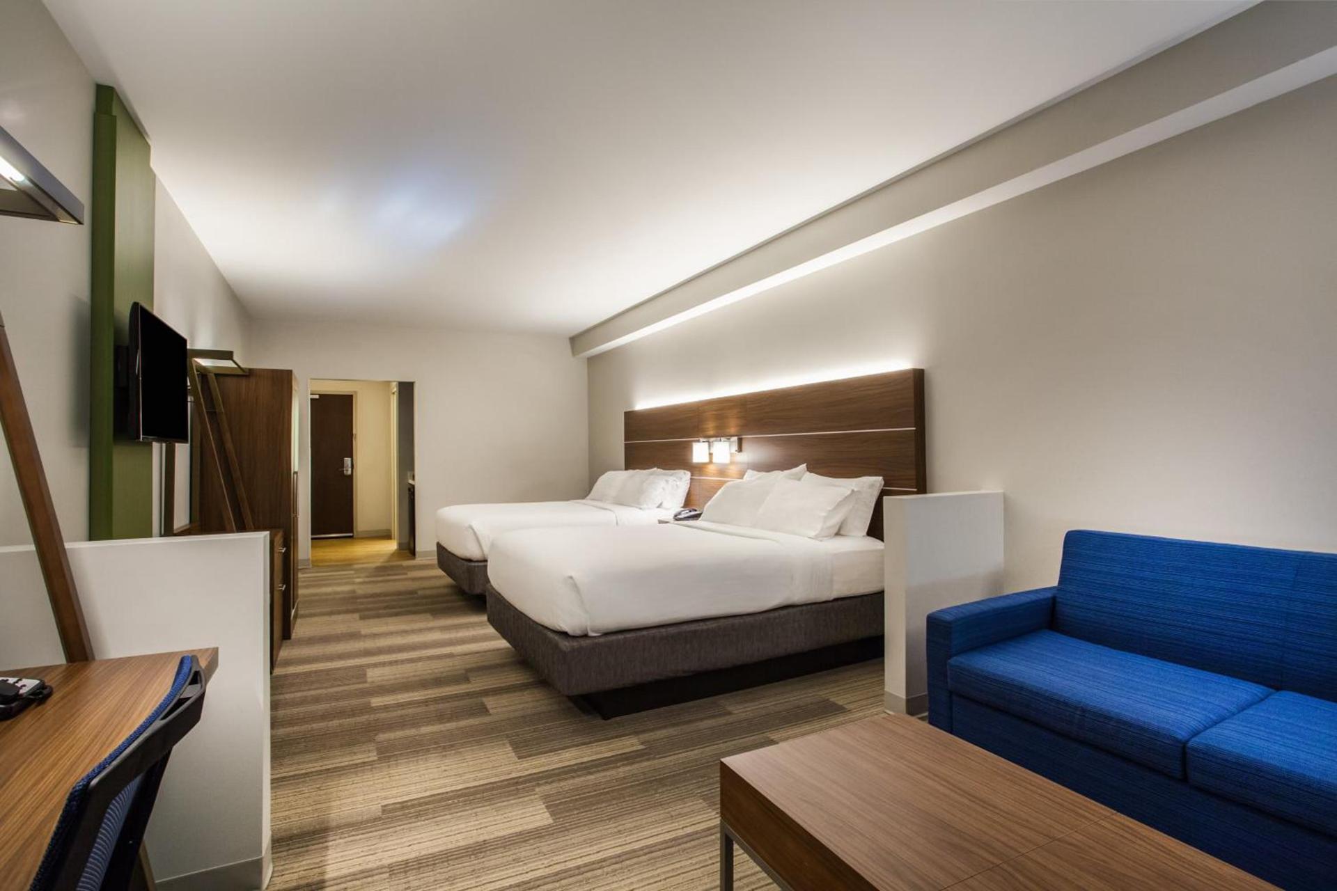 Holiday Inn Express & Suites Lexington Park California by IHG photo 28