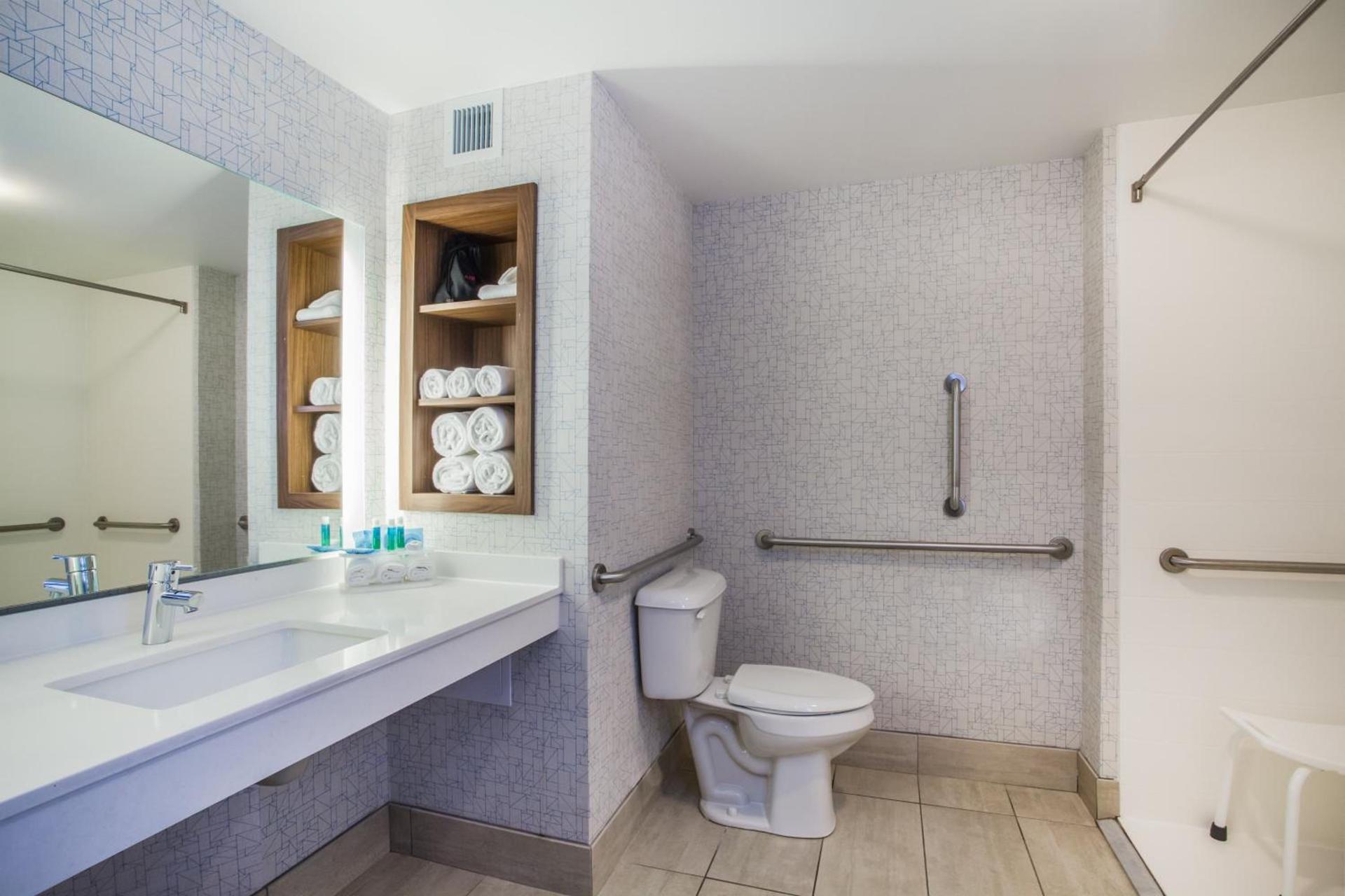 Holiday Inn Express & Suites Lexington Park California by IHG photo 29