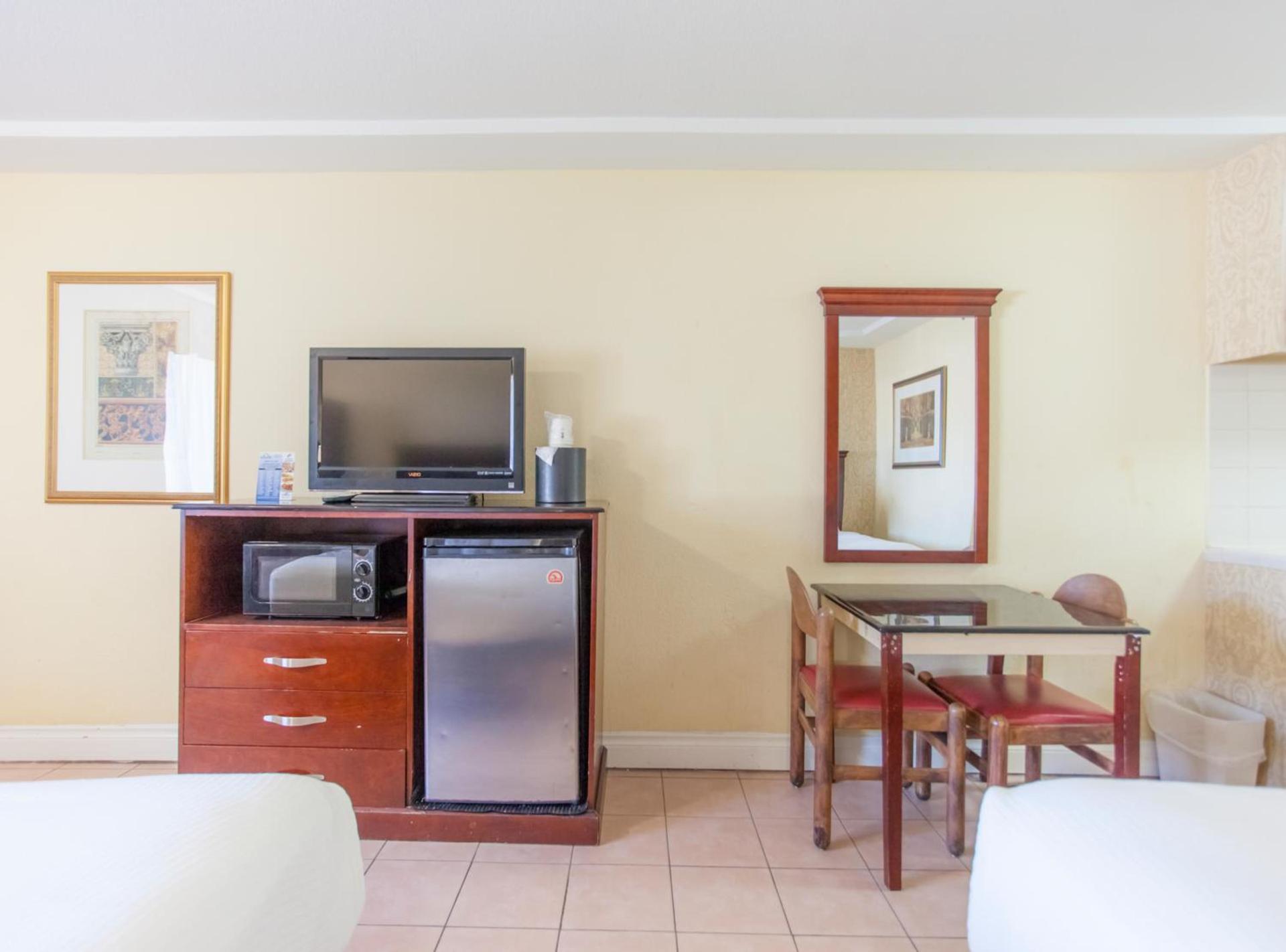 Days Inn by Wyndham Shenandoah photo 97