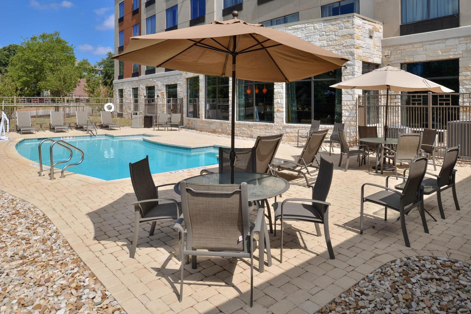 Holiday Inn Express & Suites Austin South by IHG photo 24