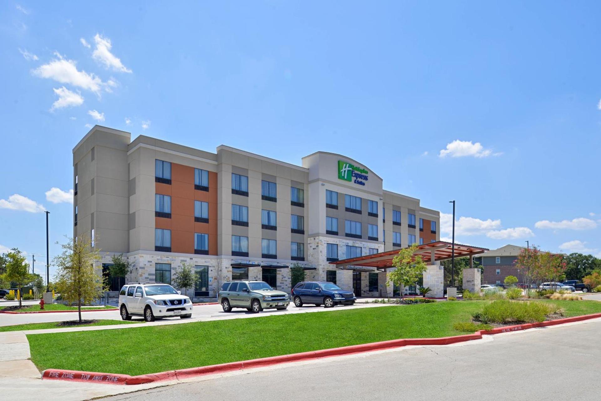 Holiday Inn Express & Suites Austin South by IHG photo 26
