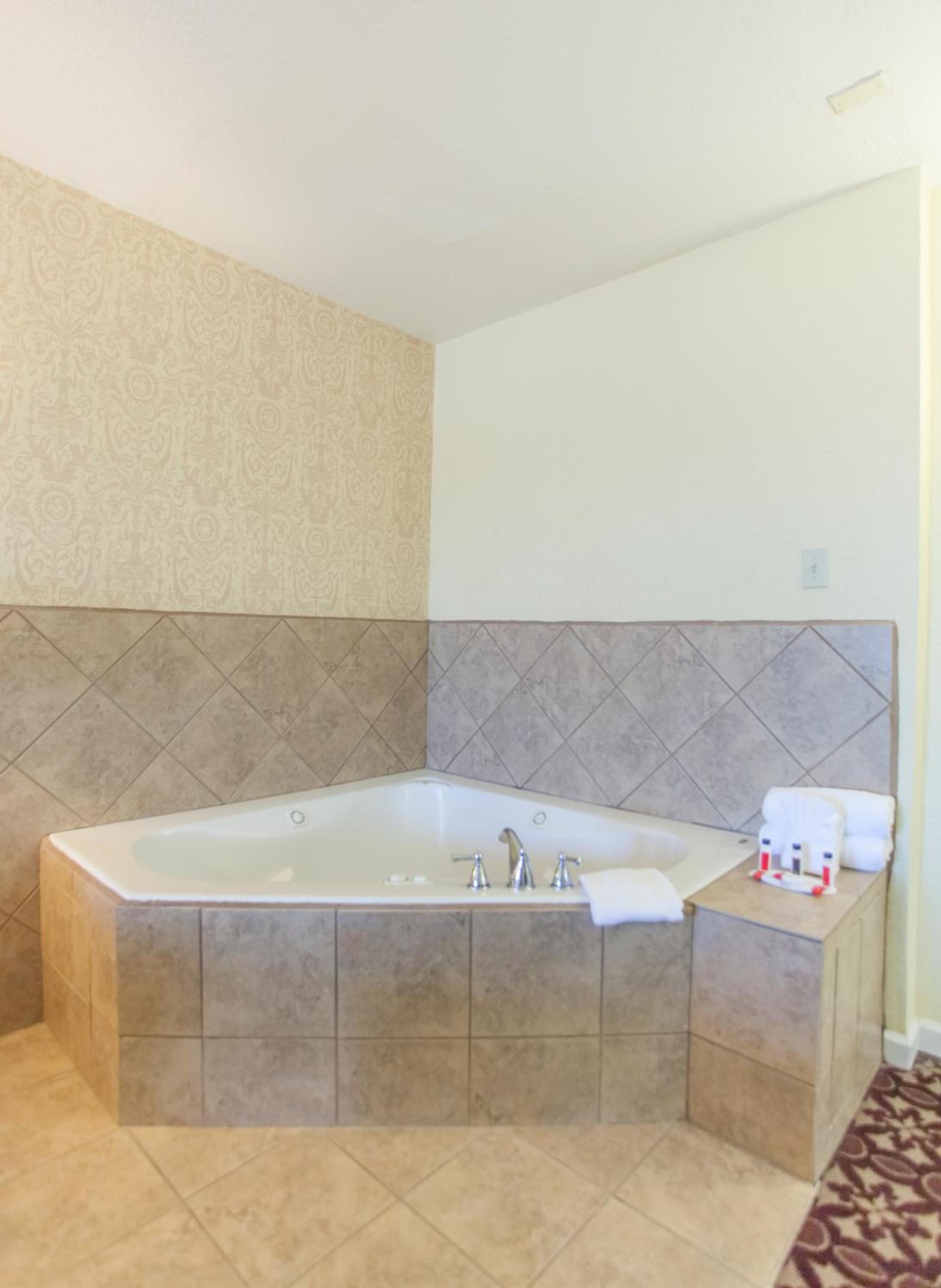 Days Inn by Wyndham Shenandoah photo 47