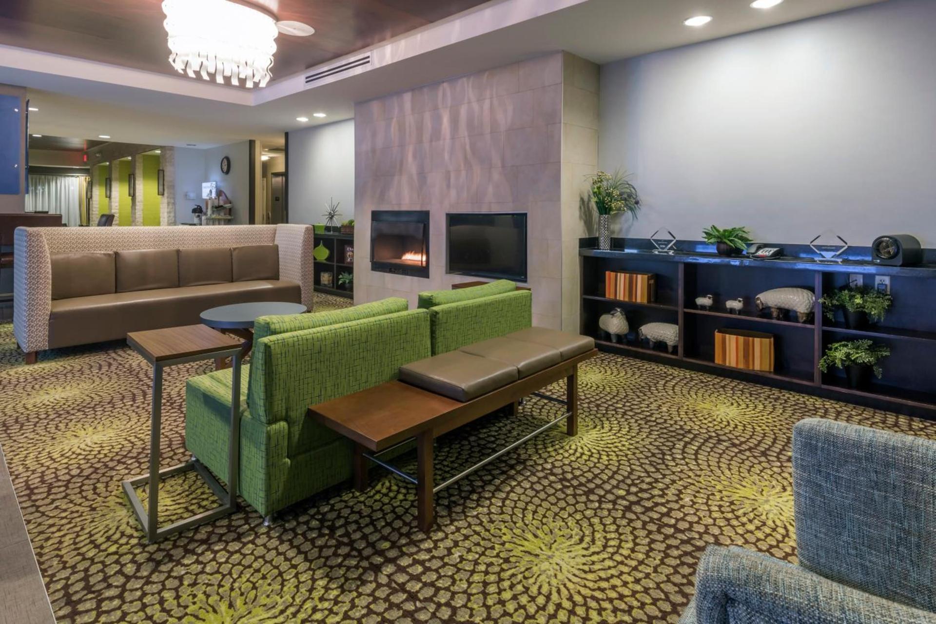 Holiday Inn Express Hays by IHG photo 11