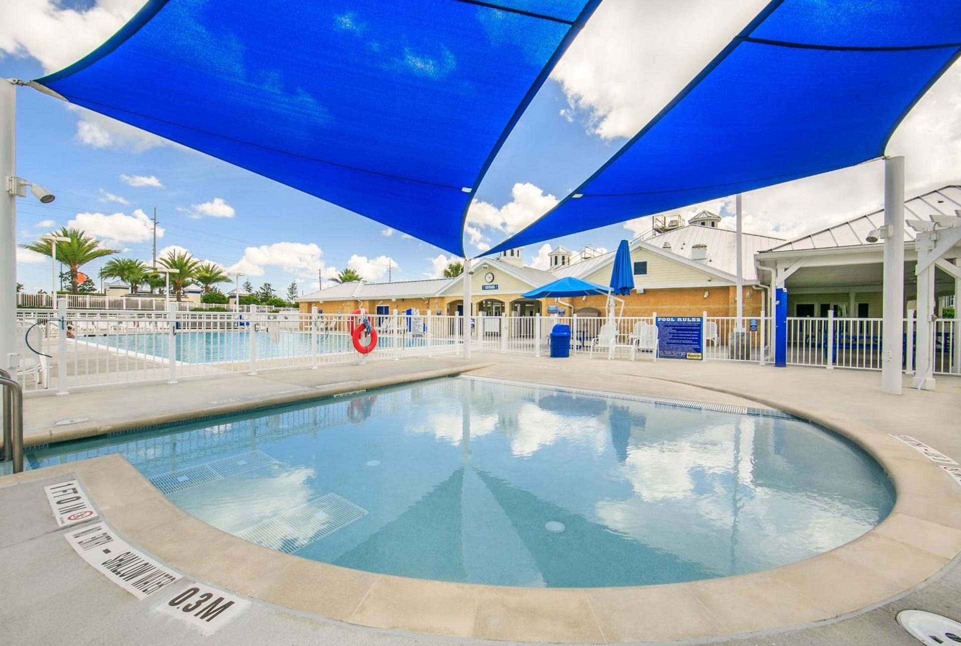 Holiday Inn Club Vacations - Orlando Breeze Resort photo 4
