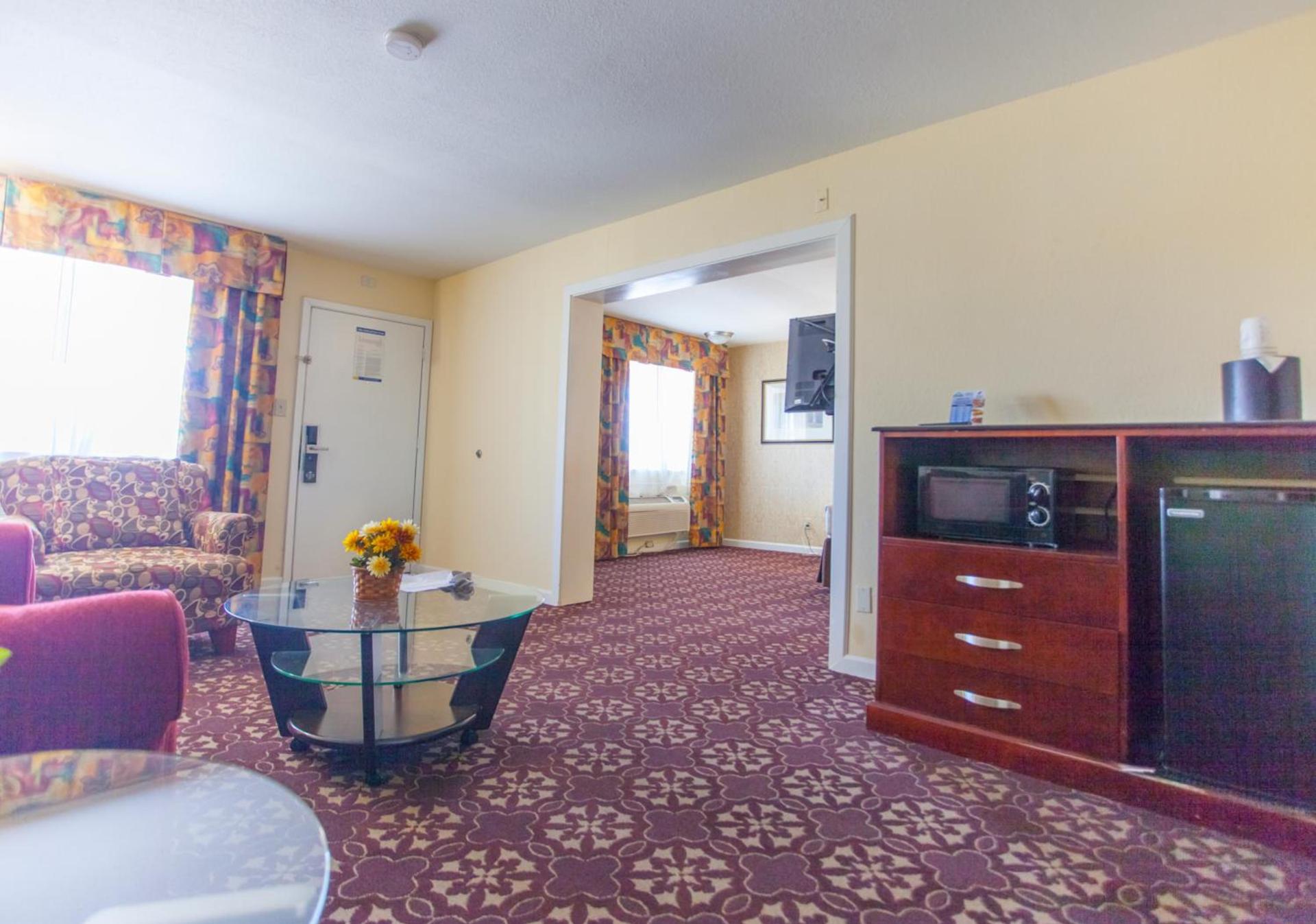Days Inn by Wyndham Shenandoah photo 58