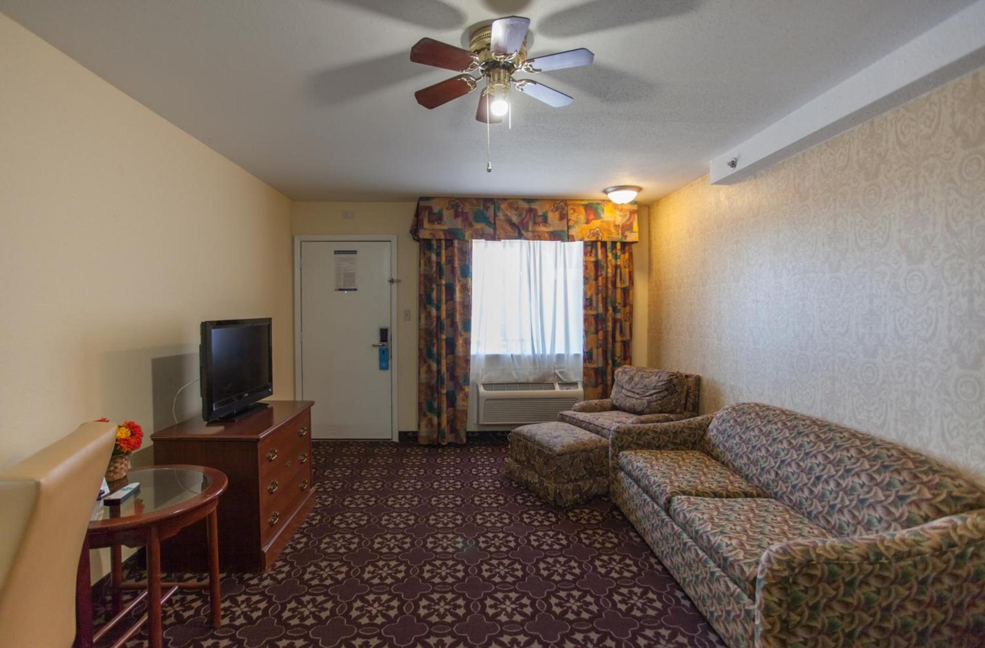Days Inn by Wyndham Shenandoah photo 98