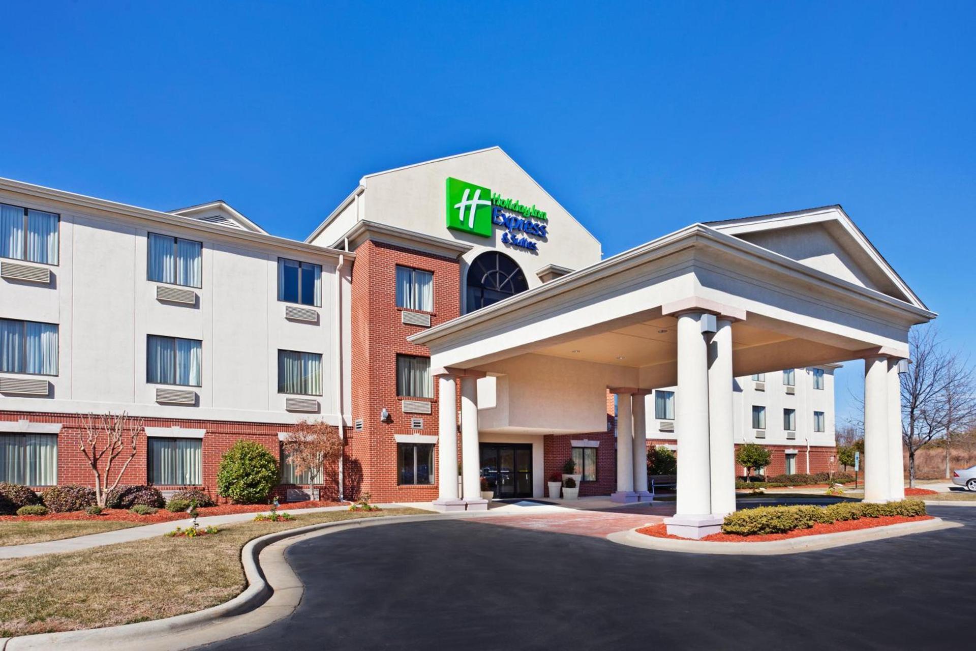 Holiday Inn Express & Suites Reidsville by IHG photo 25