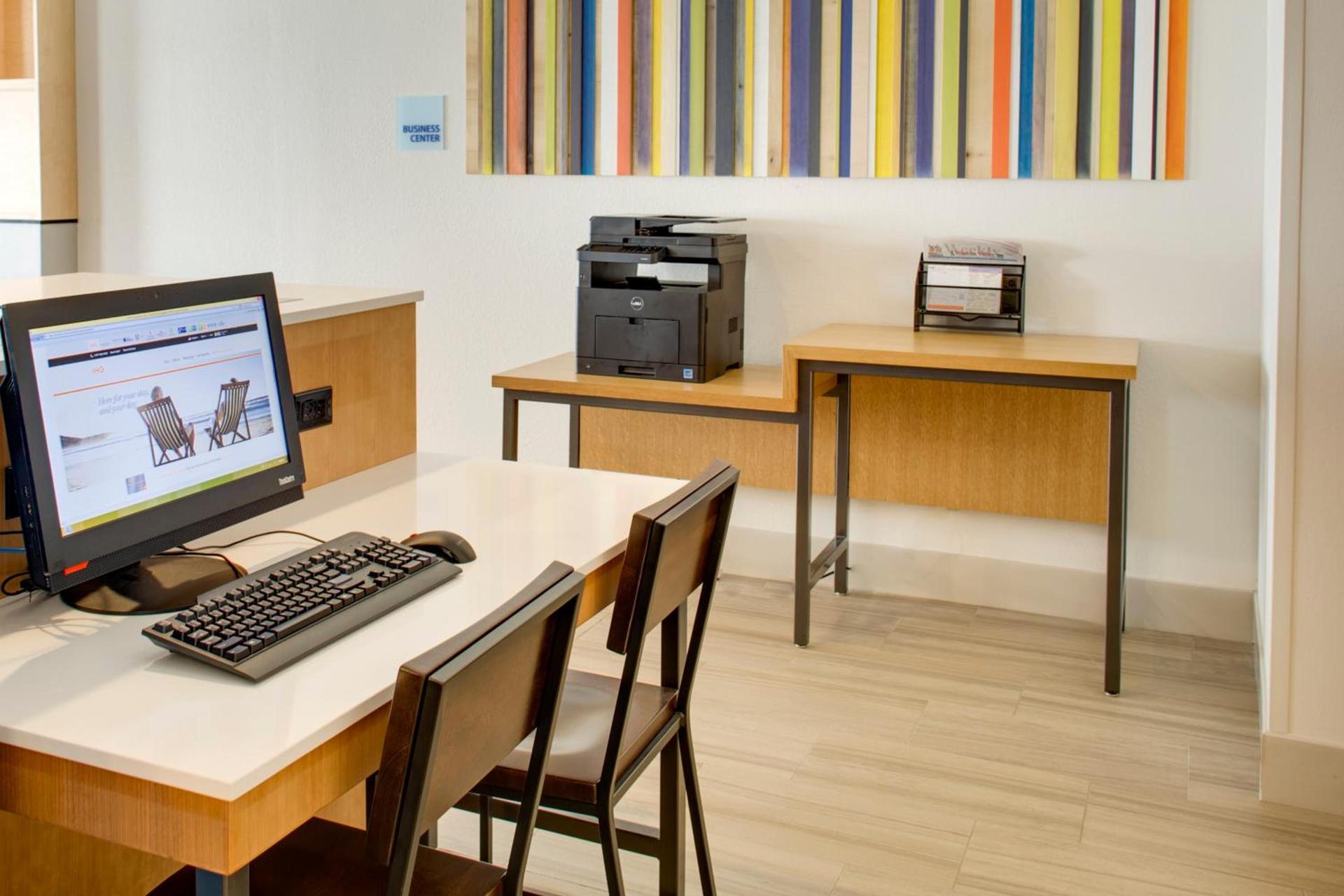 Holiday Inn Express Hotel & Suites Chickasha by IHG photo 17