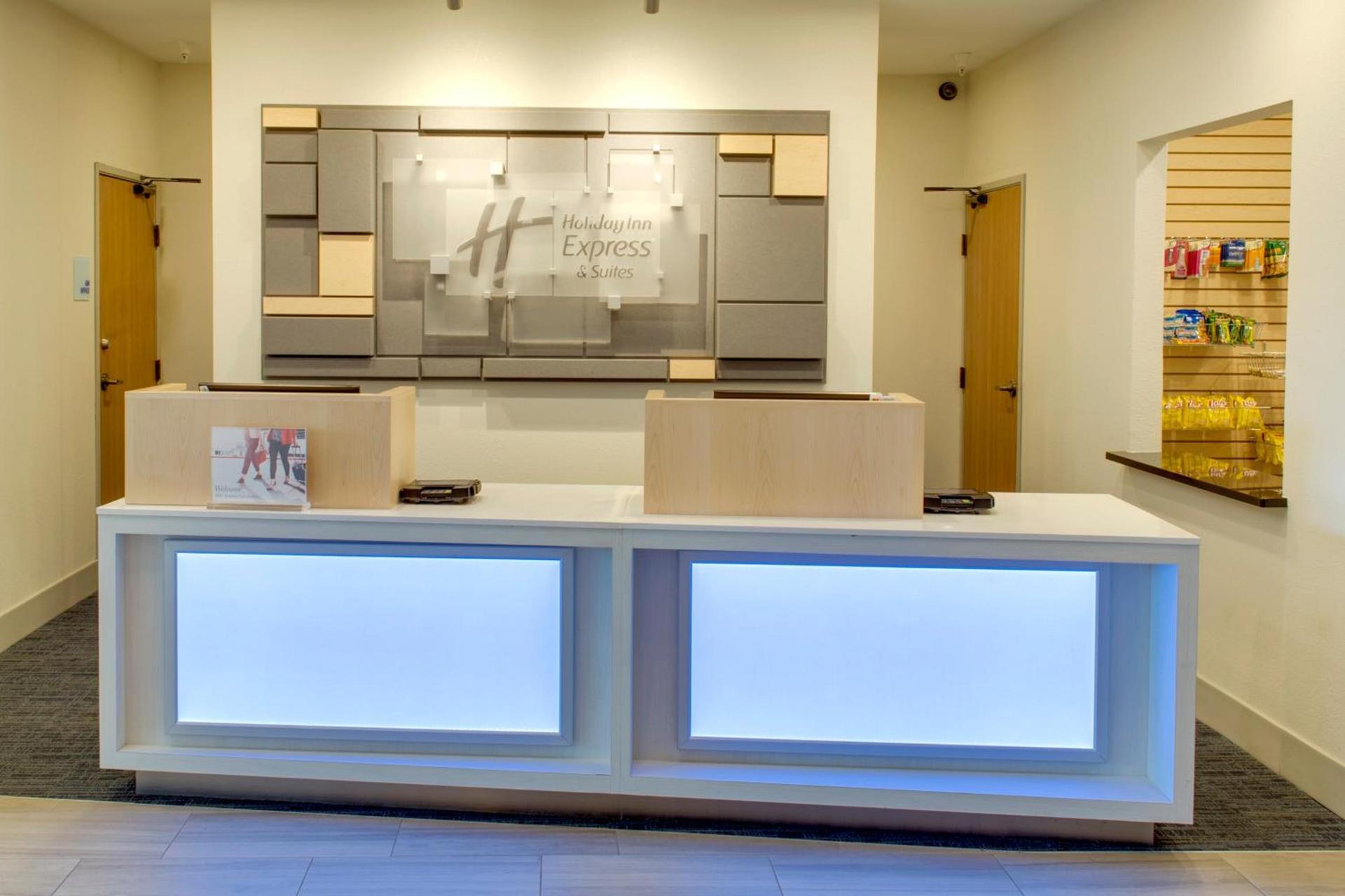 Holiday Inn Express Hotel & Suites Chickasha by IHG photo 16